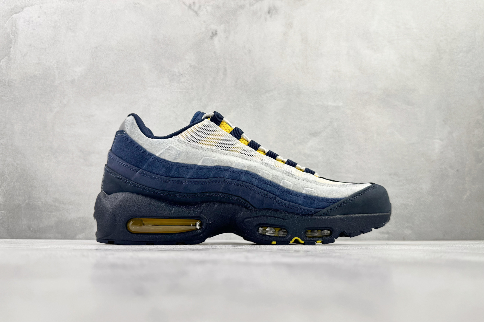 K22.0 400 Eric Koston x Nike Air 95 蓝白 HQ8492-400-Chinese UA Cheap High Quatity Brand Clothes Bags handbags Sneakers wholesale wholesaler seller from China Factory suppliers Fashion Clothing Shoes best Quality Beautiful Price K22.0 400 Eric Koston x Nike Air 95 蓝白 HQ8492-400