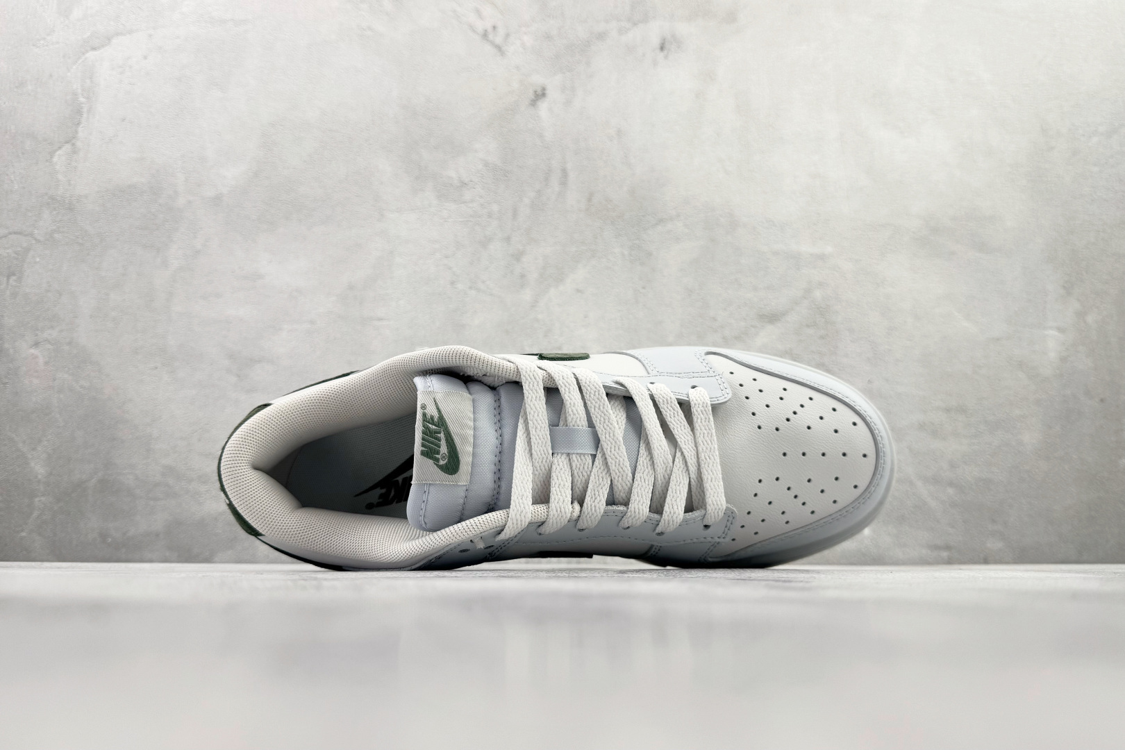 220 Nike Dunk Low 银白 IM3371-030