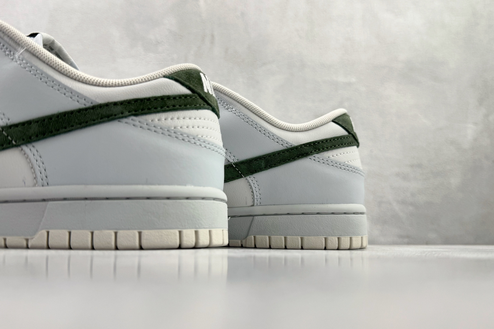 220 Nike Dunk Low 银白 IM3371-030