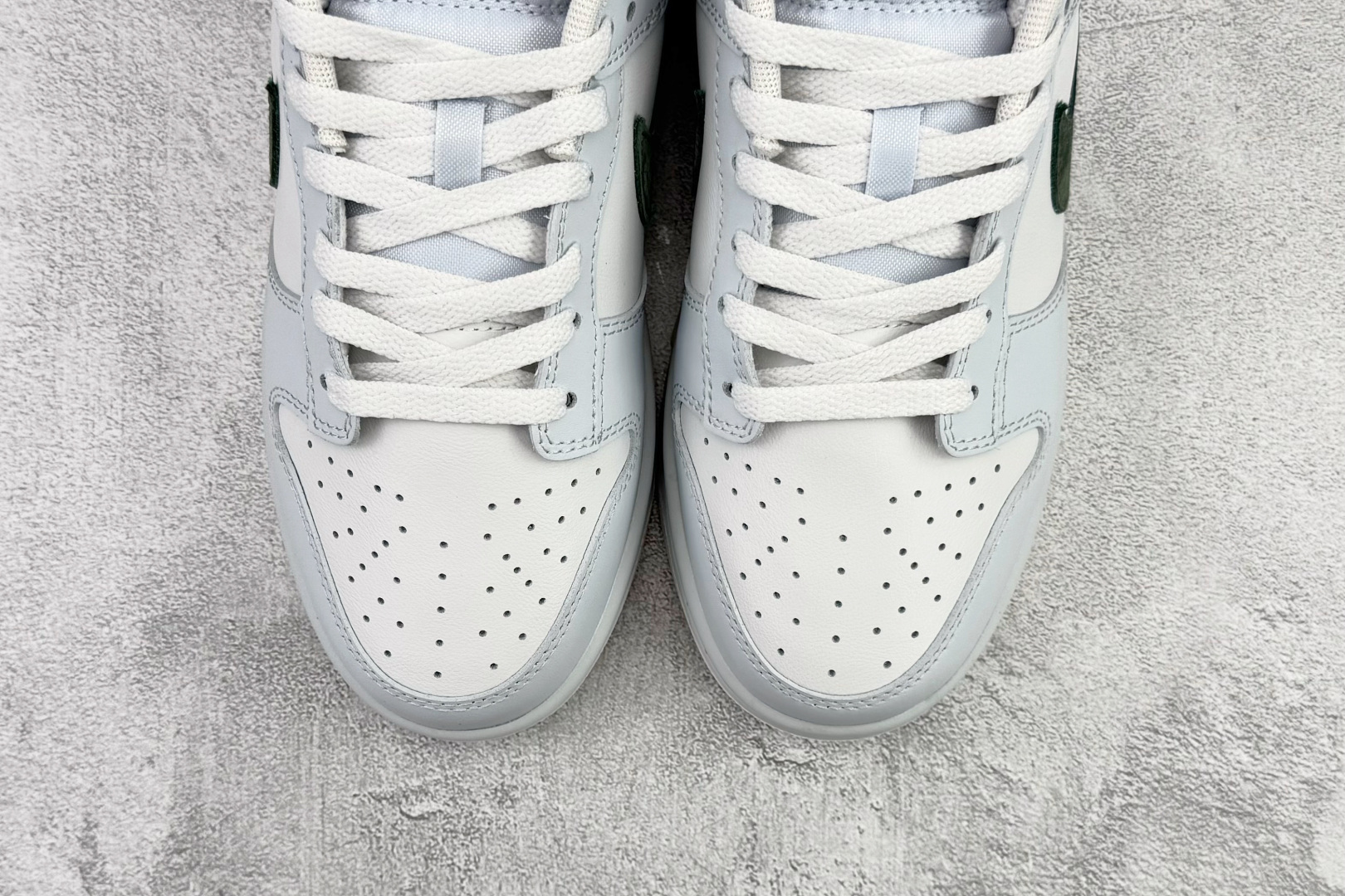 220 Nike Dunk Low 银白 IM3371-030