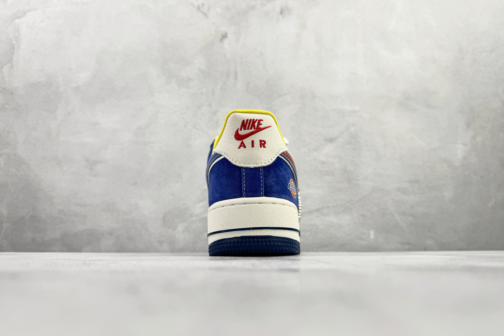 260 Nike Air Force 1'07 LX 蓝黄 SY1388-006-Chinese UA Cheap High Quatity Brand Clothes Bags handbags Sneakers wholesale wholesaler seller from China Factory suppliers Fashion Clothing Shoes best Quality Beautiful Price 260 Nike Air Force 1'07 LX 蓝黄 SY1388-006