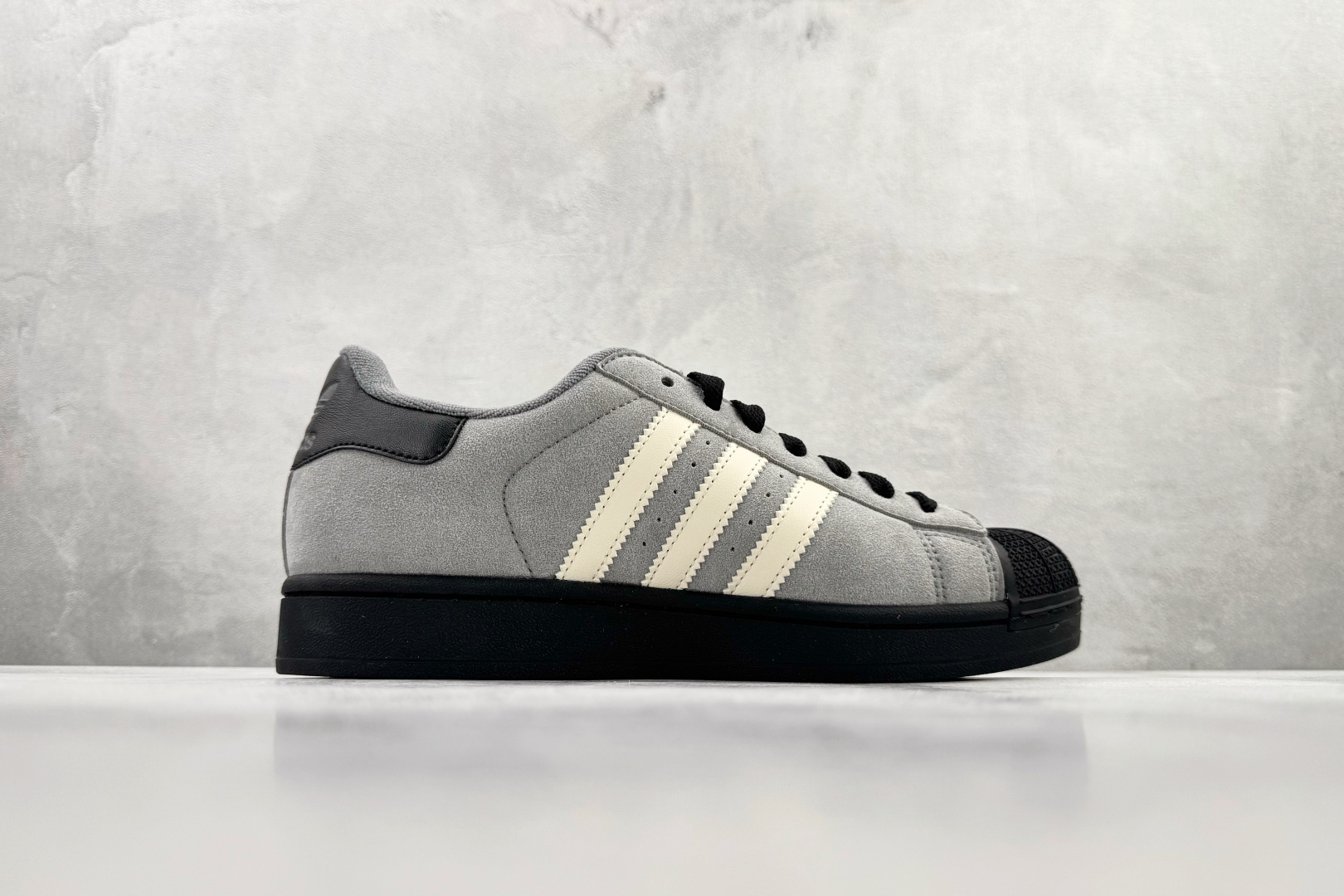 平台专供 adidas originals Superstar 2 灰色 JQ3222-Top High Quatity Cheap Sneakers Fashion Clothing Clothes Bags handbags Shoes of all Brand wholesale With The best Quality And Beautiful Price from China Factory Chinese suppliers wholesaler seller 平台专供 adidas originals Superstar 2 灰色 JQ3222