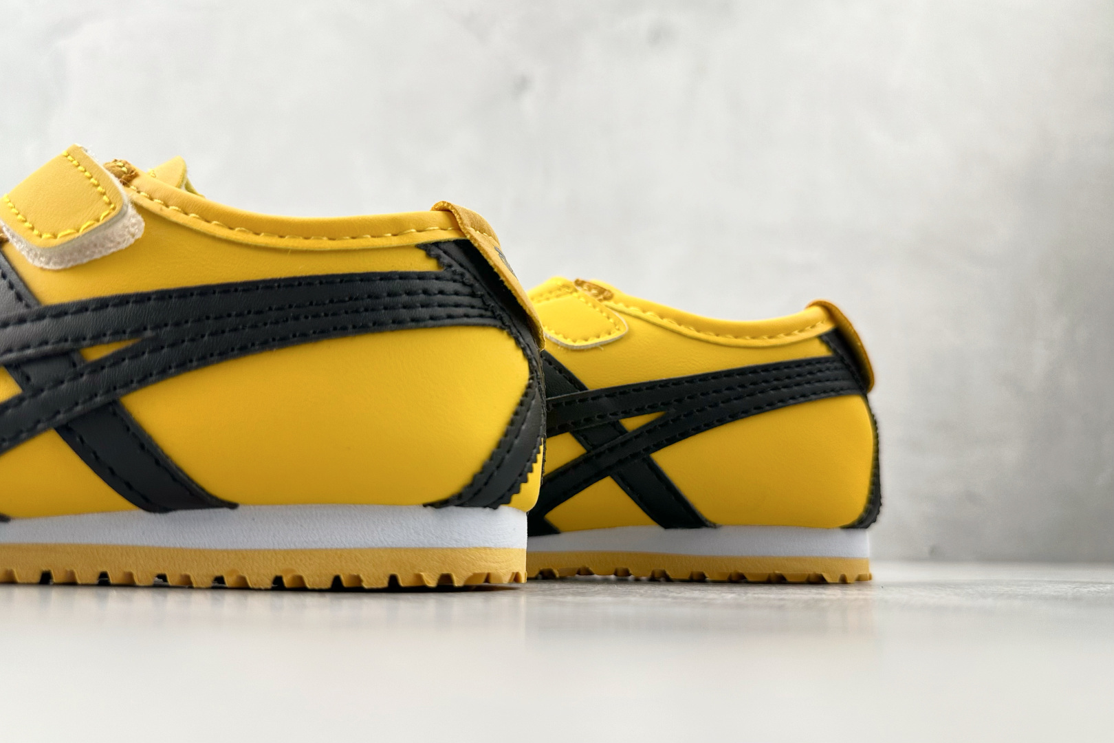 140 纯原平台特供 Onitsuka Tiger鬼塚虎 MEXICO 66 PS 童鞋 黄色 C4D4L