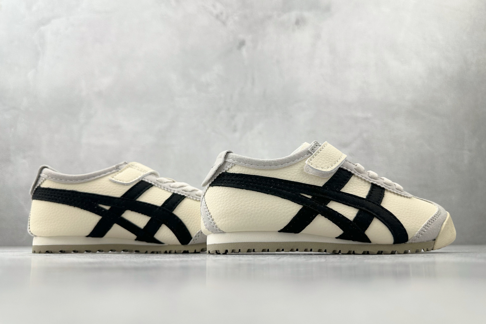 140 纯原平台特供 Onitsuka Tiger鬼塚虎 MEXICO 66 PS 童鞋 米白黑 C4D4L