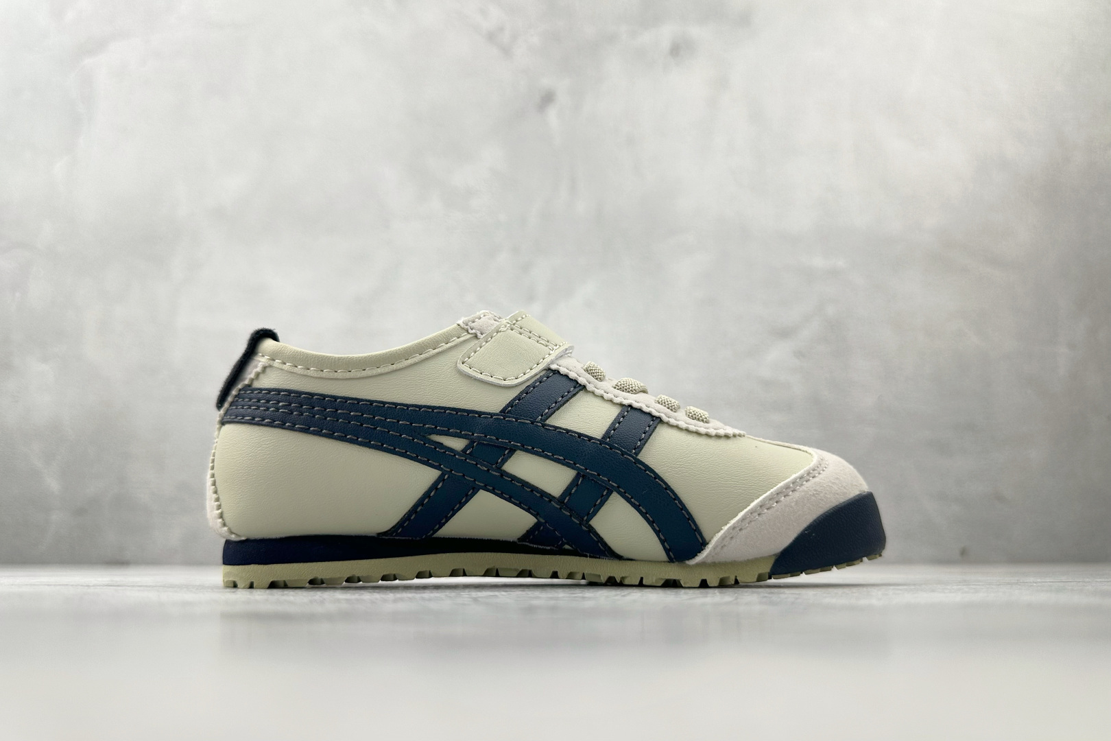 140 纯原平台特供 Onitsuka Tiger鬼塚虎 MEXICO 66 PS 童鞋 米蓝 C4D4L