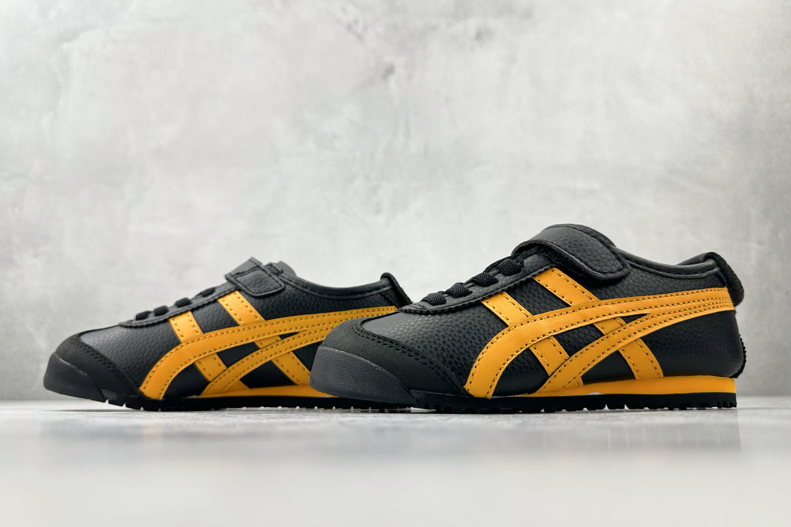 140 纯原平台特供 Onitsuka Tiger鬼塚虎 MEXICO 66 PS 童鞋 黑黄 C4D4L