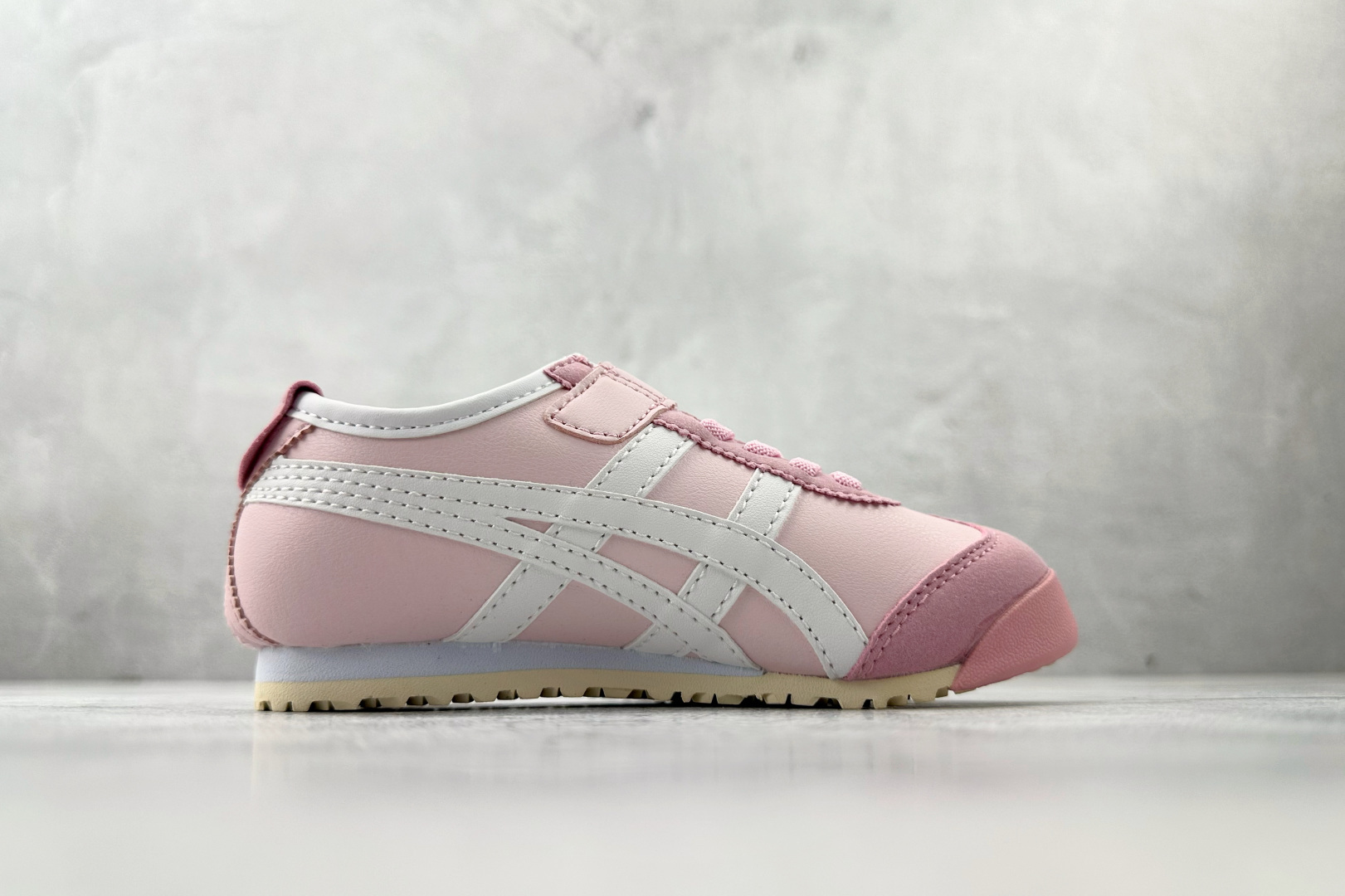 140 纯原平台特供 Onitsuka Tiger鬼塚虎 MEXICO 66 PS 童鞋 粉白 C4D4L