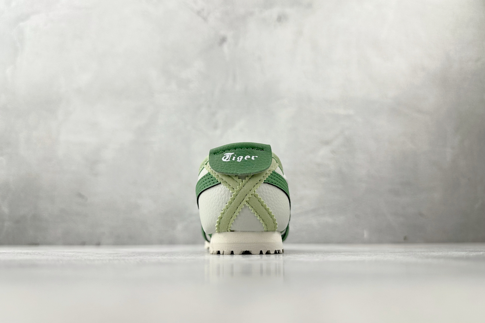 140 纯原平台特供 Onitsuka Tiger鬼塚虎 MEXICO 66 PS 童鞋 苹果绿 C4D4L