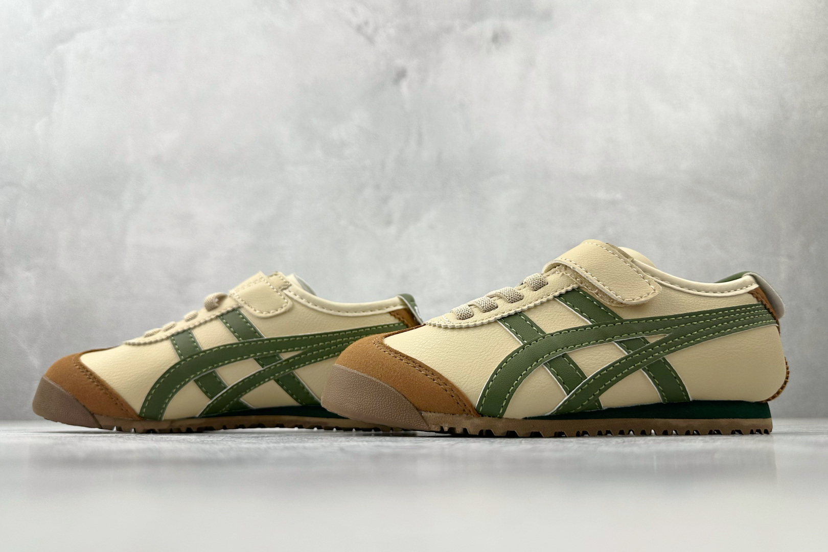 140 纯原平台特供 Onitsuka Tiger鬼塚虎 MEXICO 66 PS 童鞋 绿棕 C4D4L