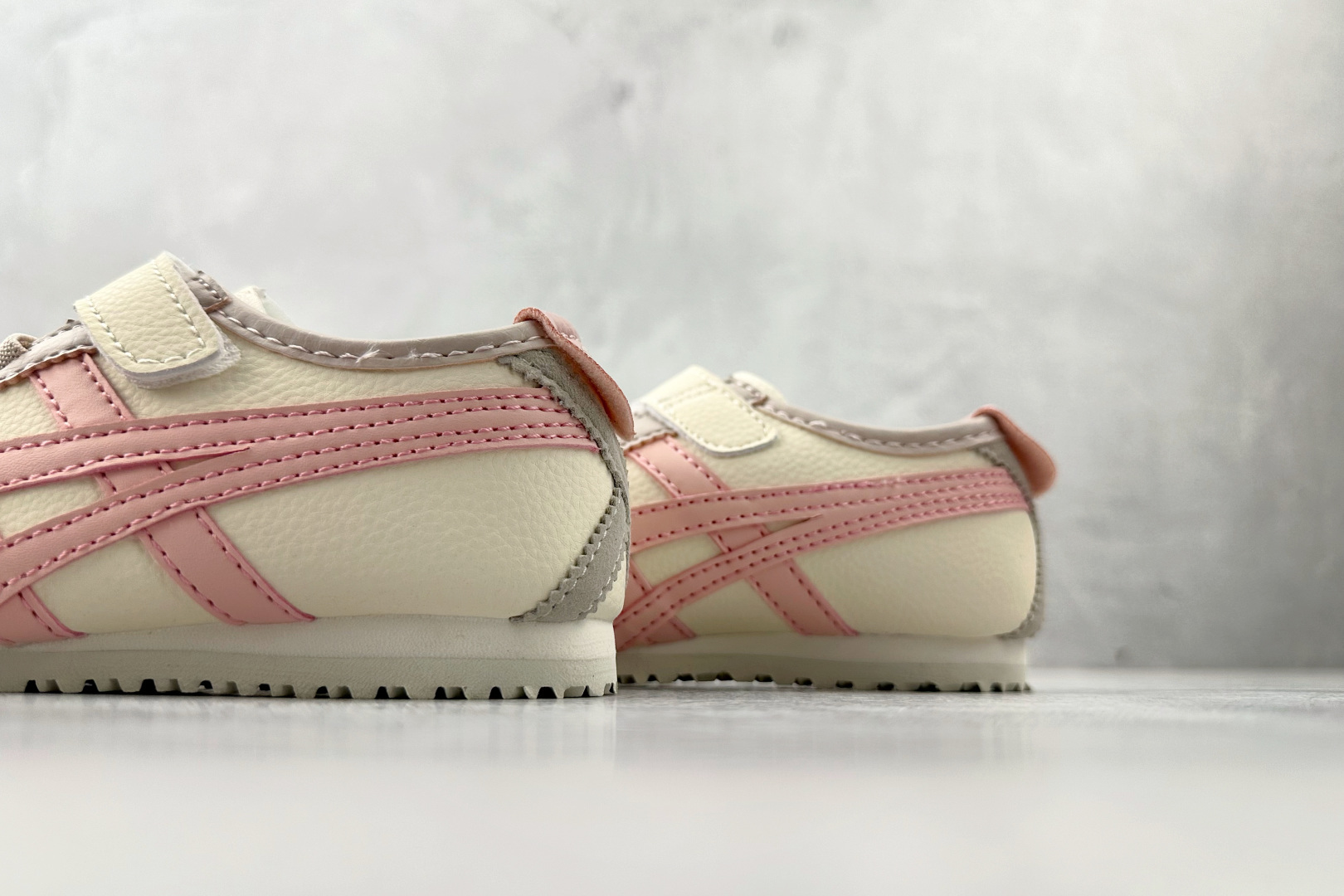 140 纯原平台特供 Onitsuka Tiger鬼塚虎 MEXICO 66 PS 童鞋 米白粉 C4D4L