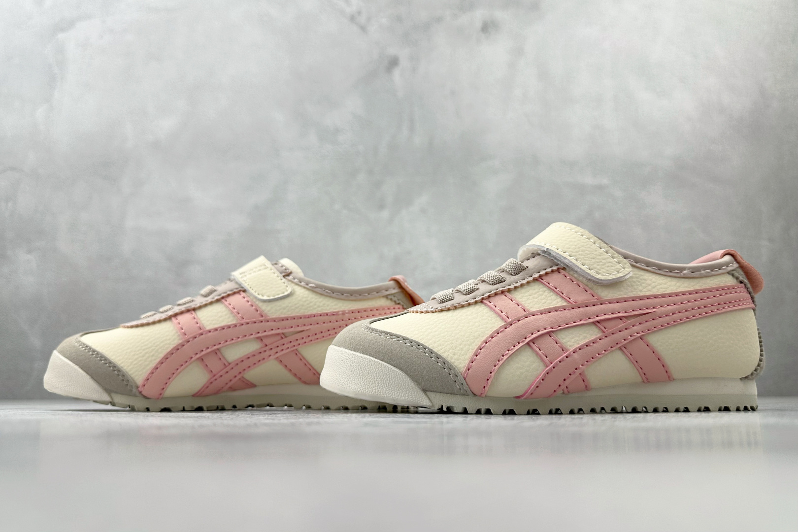 140 纯原平台特供 Onitsuka Tiger鬼塚虎 MEXICO 66 PS 童鞋 米白粉 C4D4L
