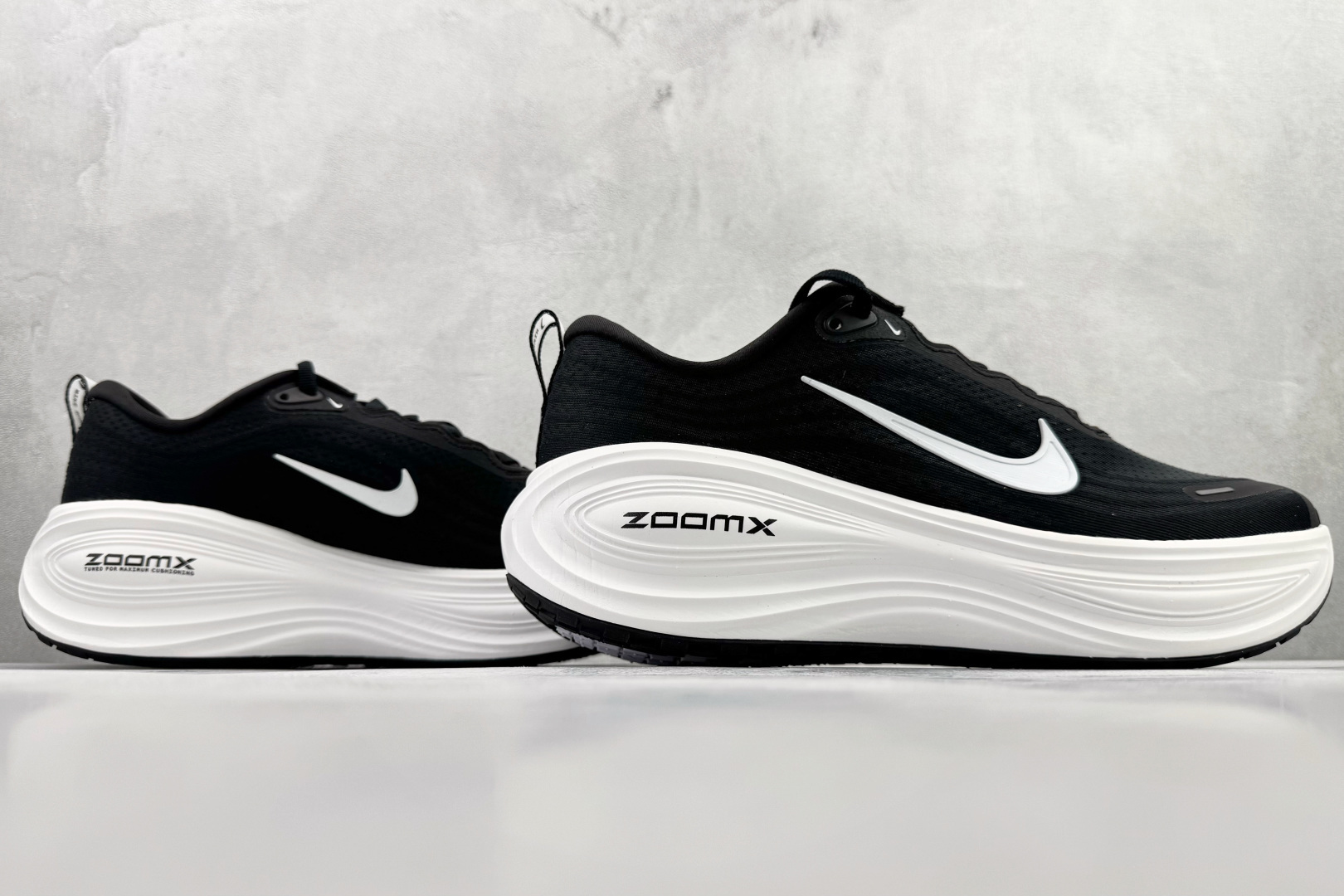 GT 全套数据私模 Nike Vomero Plus WIDE 黑白货号：HV8150-002尺码：36