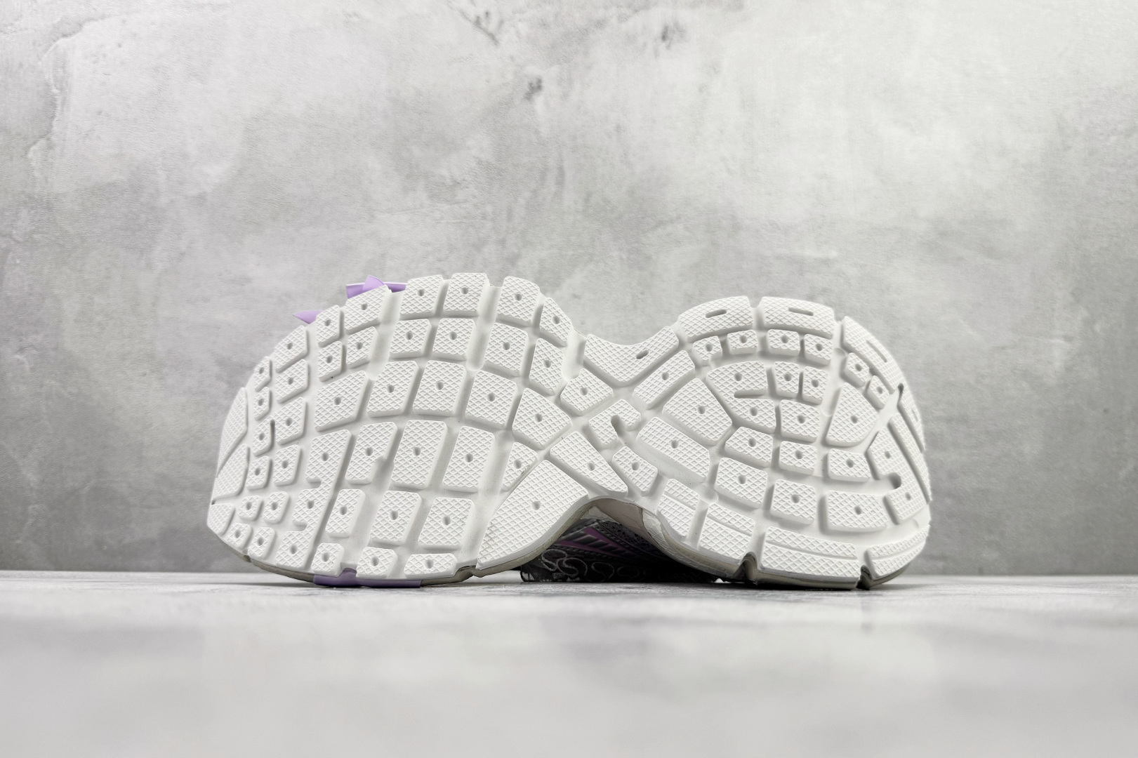 480 代购版 Balenciaga巴黎世家 3XL Lace 蕾丝蝴蝶结做旧 白色 825468WXLMC