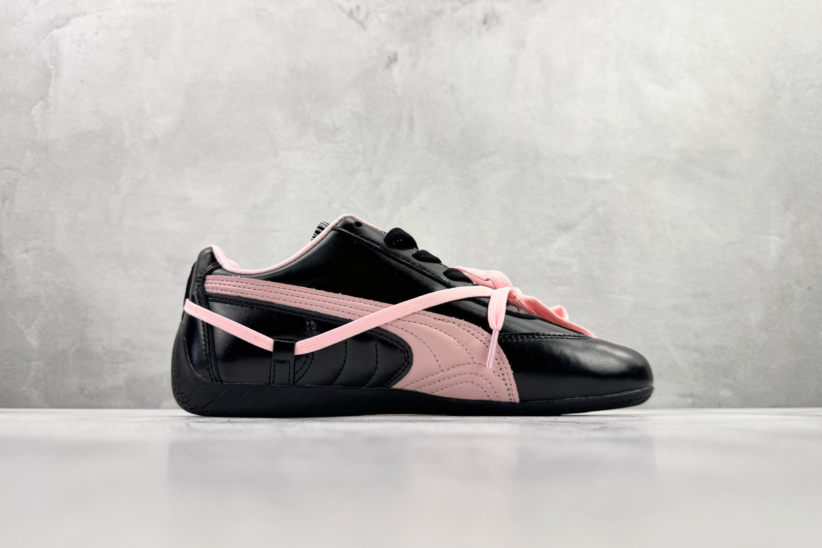 平台爆款 Rosé x PUMA彪马 Speedcat 系列 黑粉 40439301