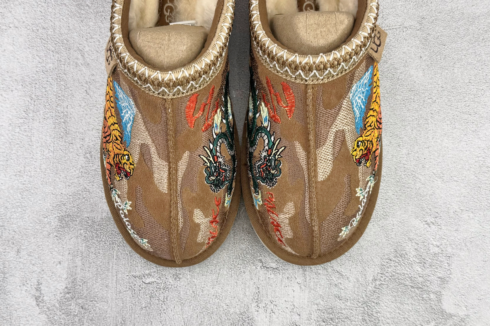 300 PALACE x UGG Tasman 栗色 1122553-CHE