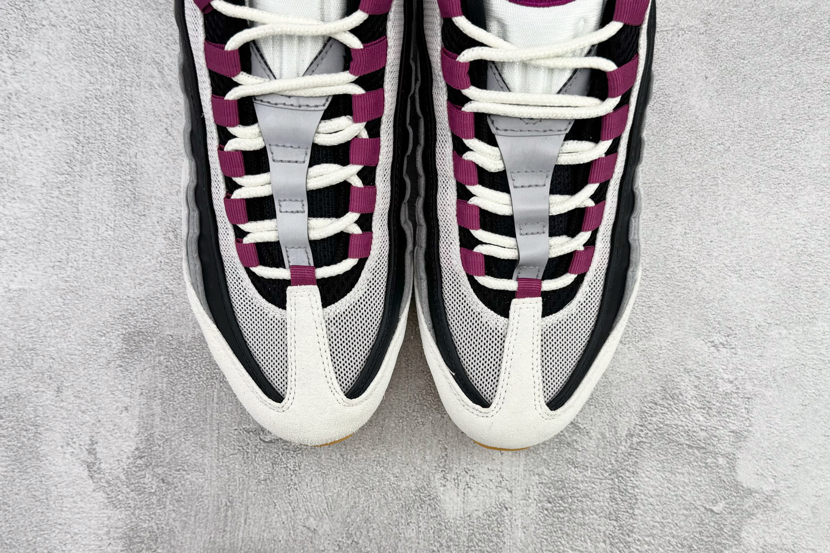 400 口碑神作 Nike SB x Nike Air 95 浅灰色 HF7545-100-Chinese UA Cheap High Quatity Brand Clothes Bags handbags Sneakers wholesale wholesaler seller from China Factory suppliers Fashion Clothing Shoes best Quality Beautiful Price 400 口碑神作 Nike SB x Nike Air 95 浅灰色 HF7545-100