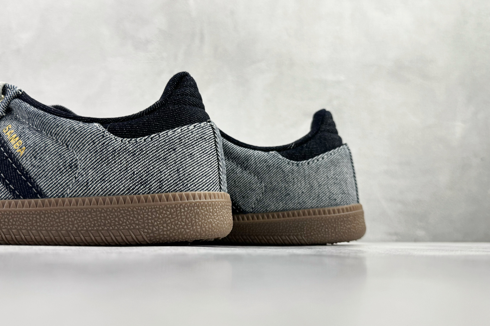 150 出口订单 adidas originals Samba 黑灰 KJ8859-Chinese UA Cheap High Quatity Brand Clothes Bags handbags Sneakers wholesale wholesaler seller from China Factory suppliers Fashion Clothing Shoes best Quality Beautiful Price 150 出口订单 adidas originals Samba 黑灰 KJ8859