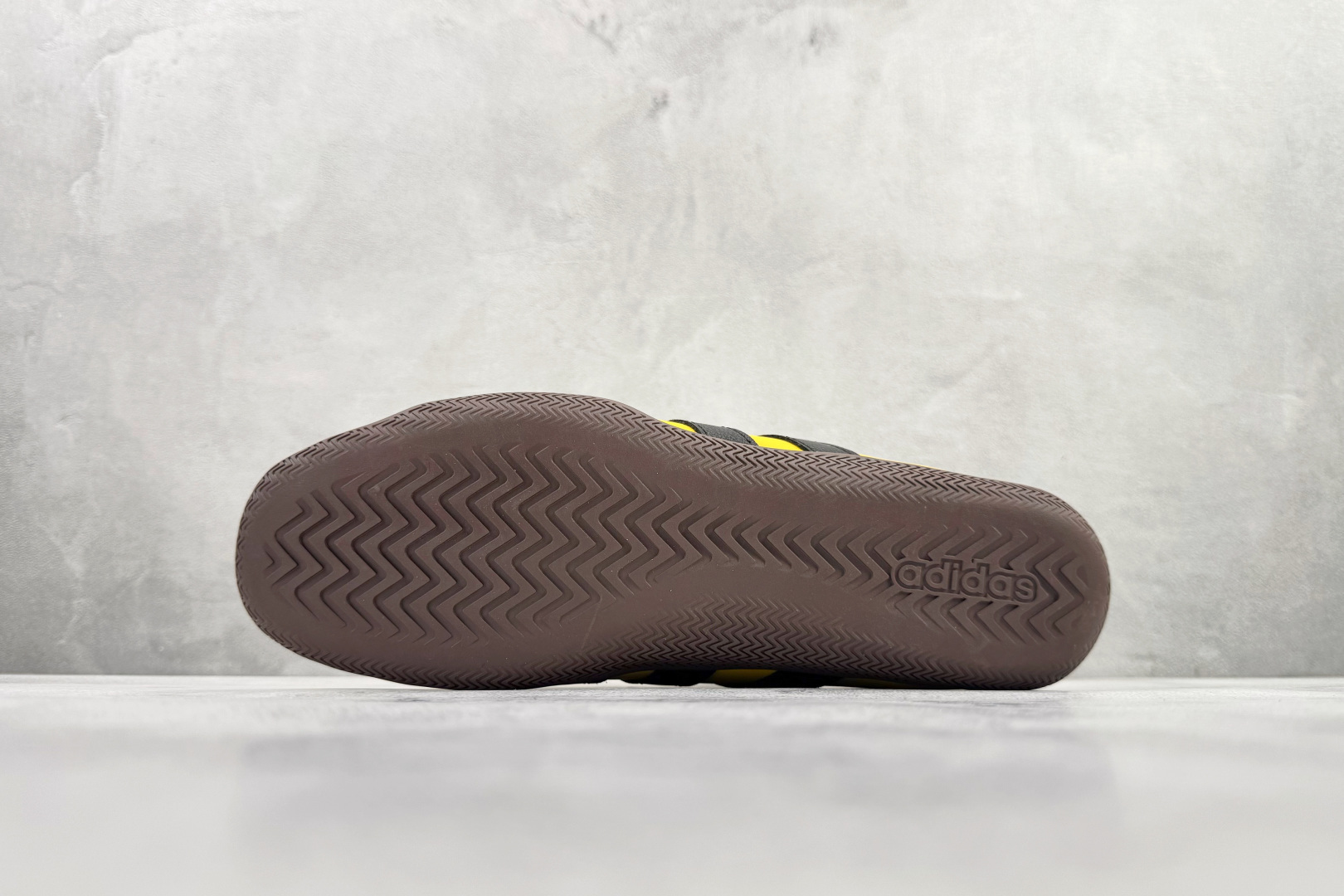 160 出口订单 adidas GRAND COURT 黄色 JQ9683