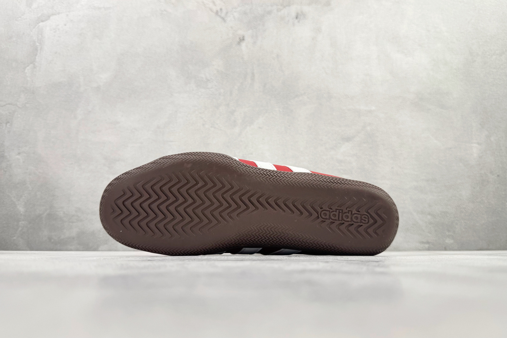 160 出口订单 adidas GRAND COURT 红色 JQ9691