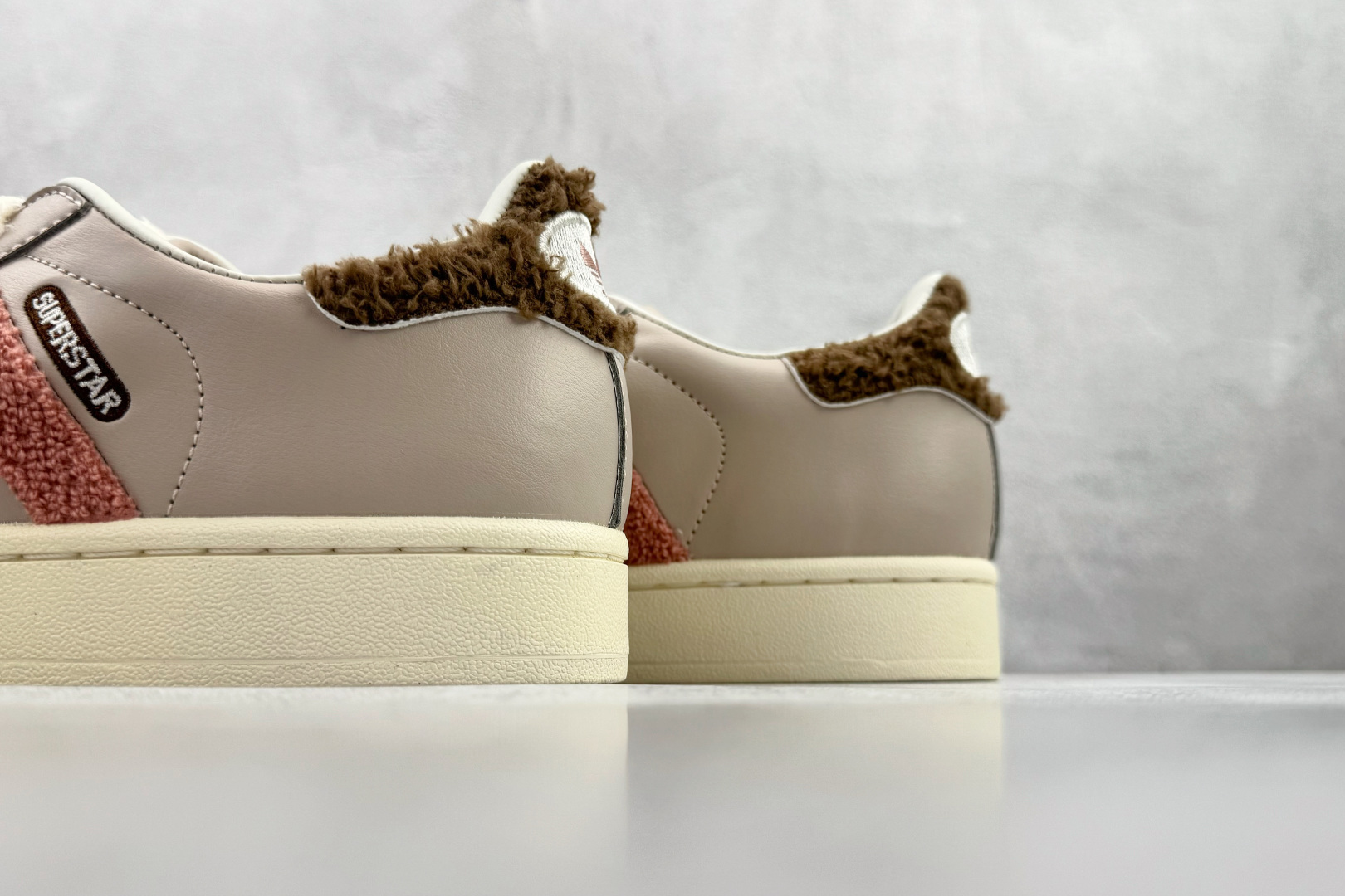 平台专供 adidas originals Superstar 2 粉色 JR6986