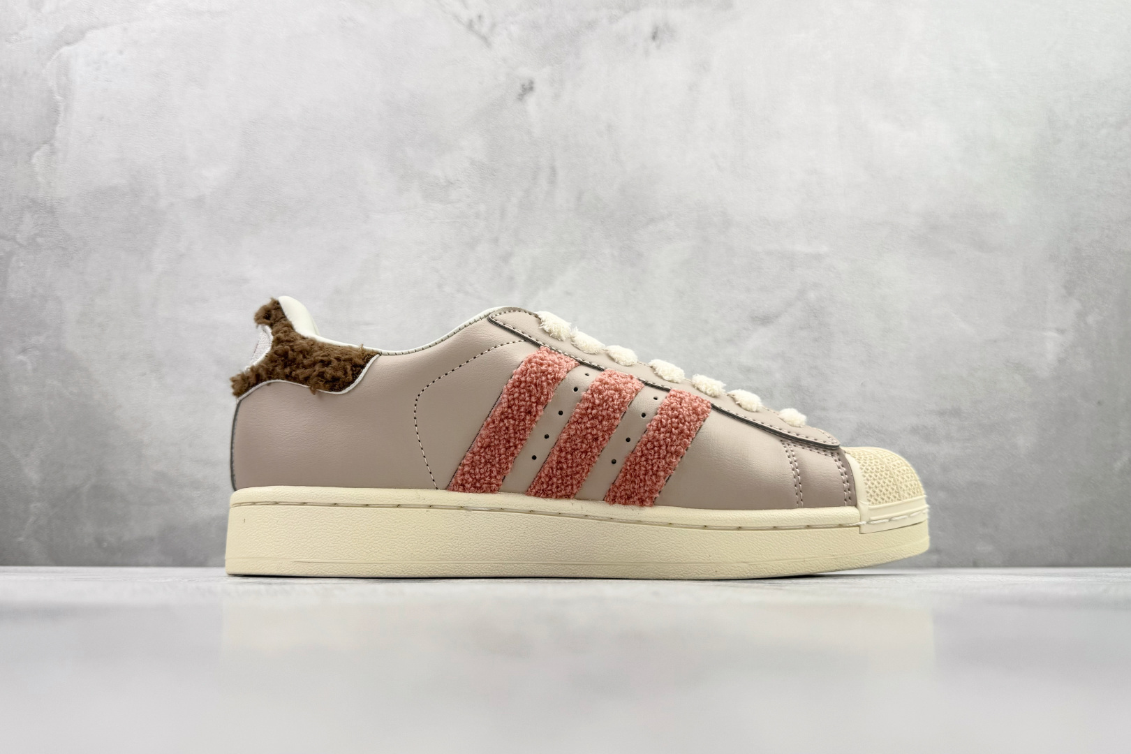 平台专供 adidas originals Superstar 2 粉色 JR6986