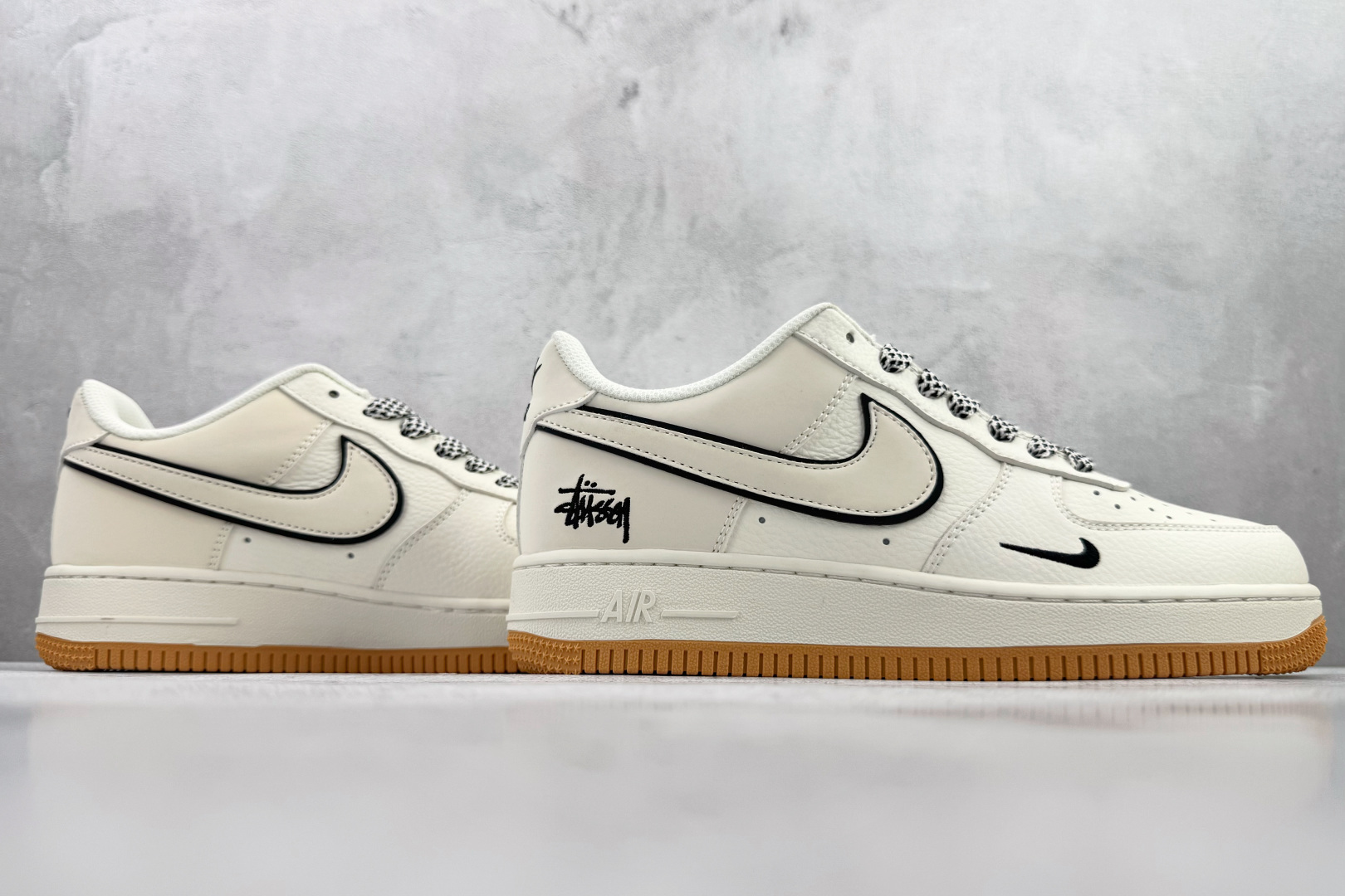 Nike Air Force 1'07 WB 米白 FQ6965-700