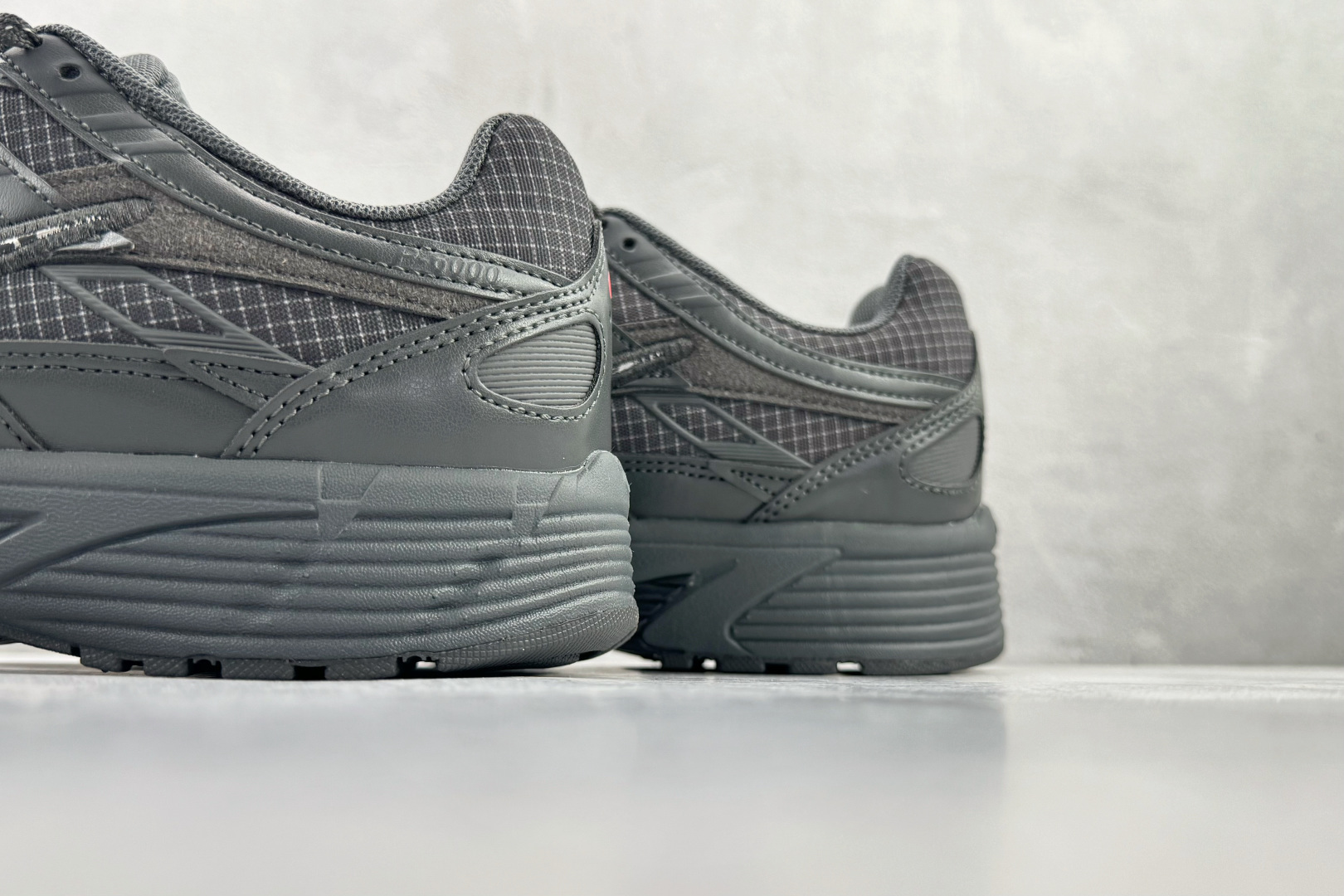 原鞋开发 原数据档案 Nike P-6000 Premium 铁灰色 IM6767-068