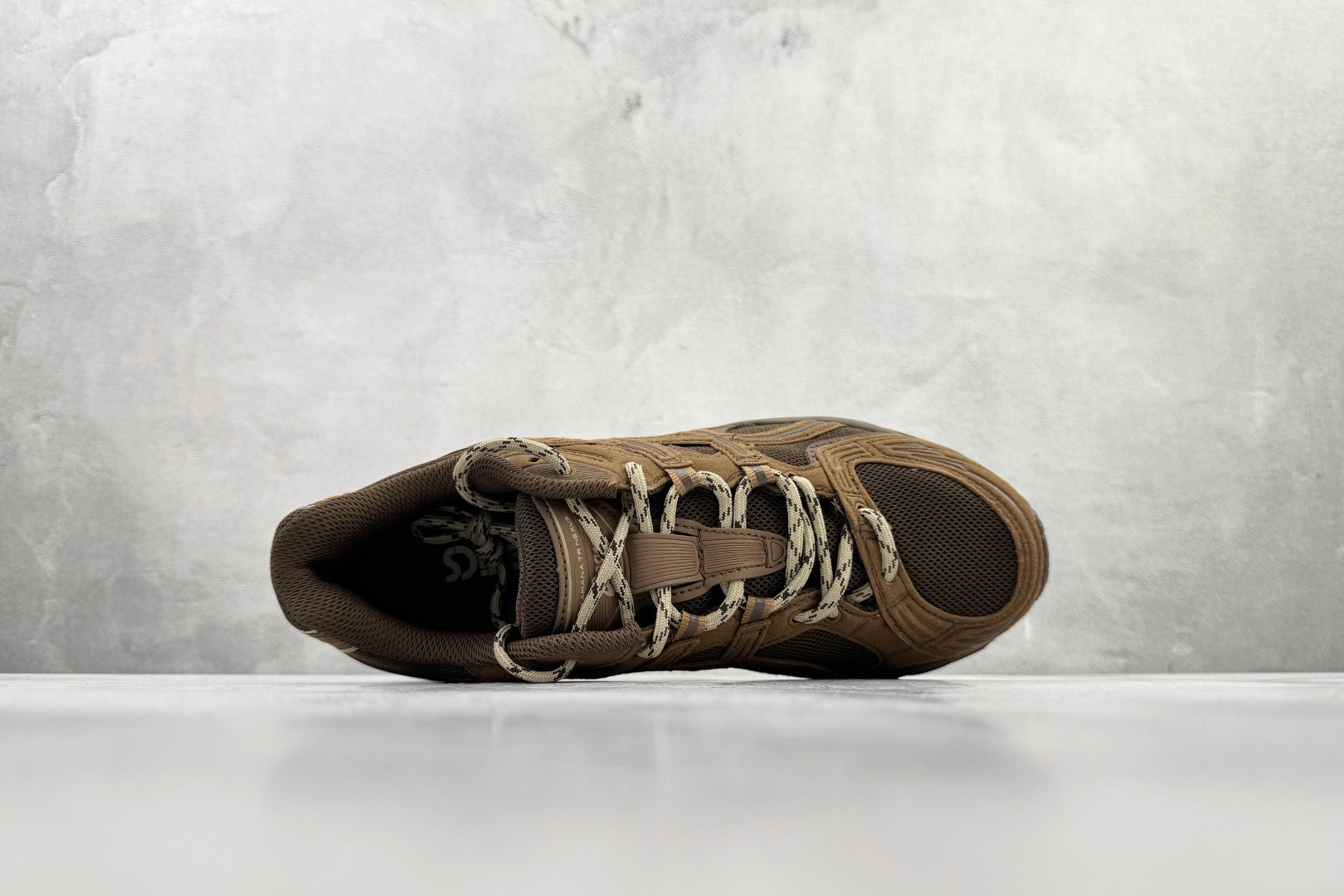 180 ASICS Gel-Kahana TR Nexus 棕色 1203B123-200