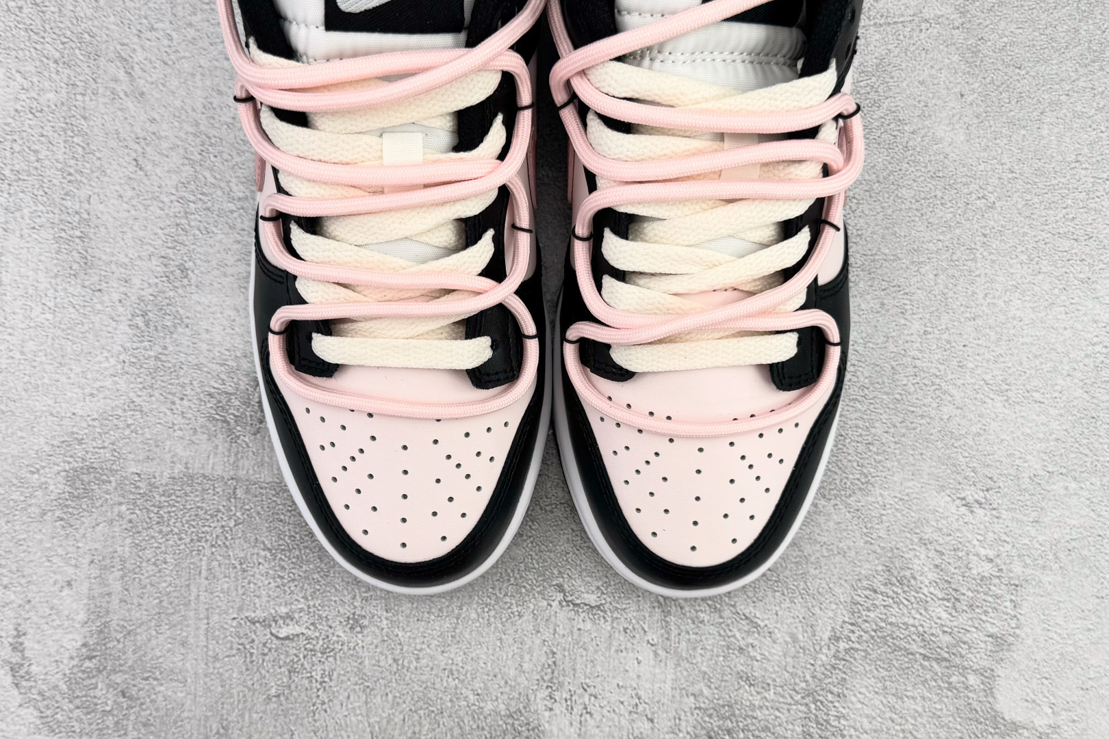 定制球鞋 Nike Dunk 莓莓熊 黑粉 DD1503-101