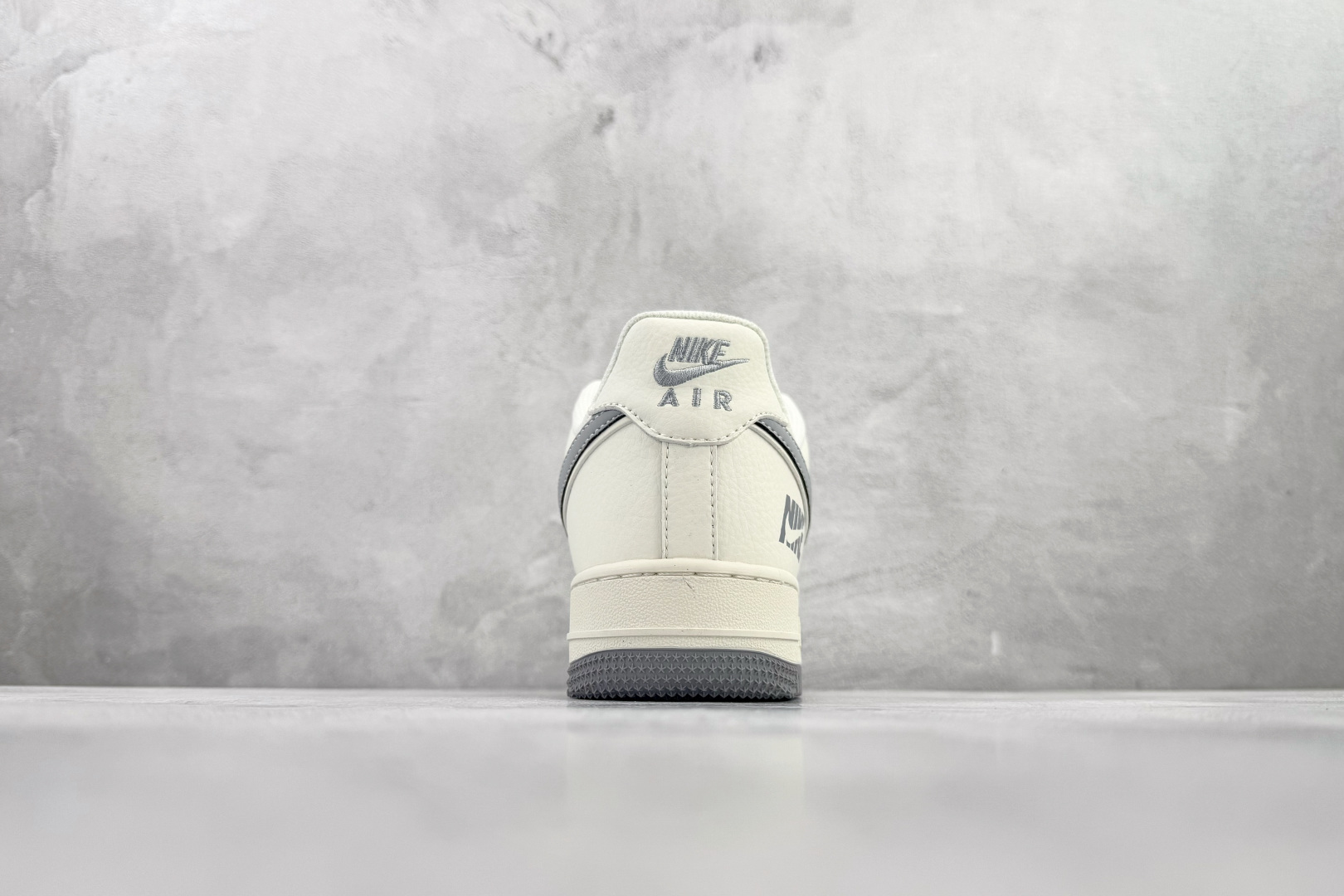 Nike Air Force 1'07 WB 米白 CS5288-042