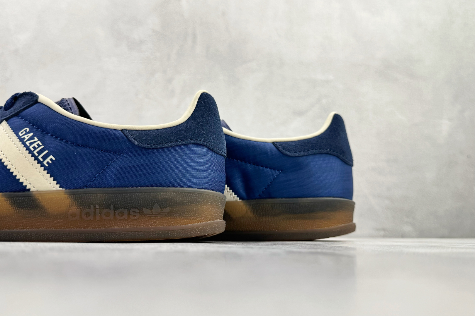 adidas originals GAZELLE INDOOR W 蓝色 JS1410