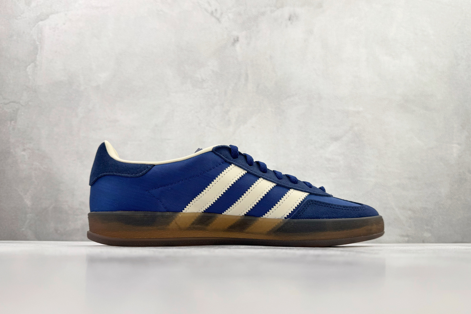 adidas originals GAZELLE INDOOR W 蓝色 JS1410