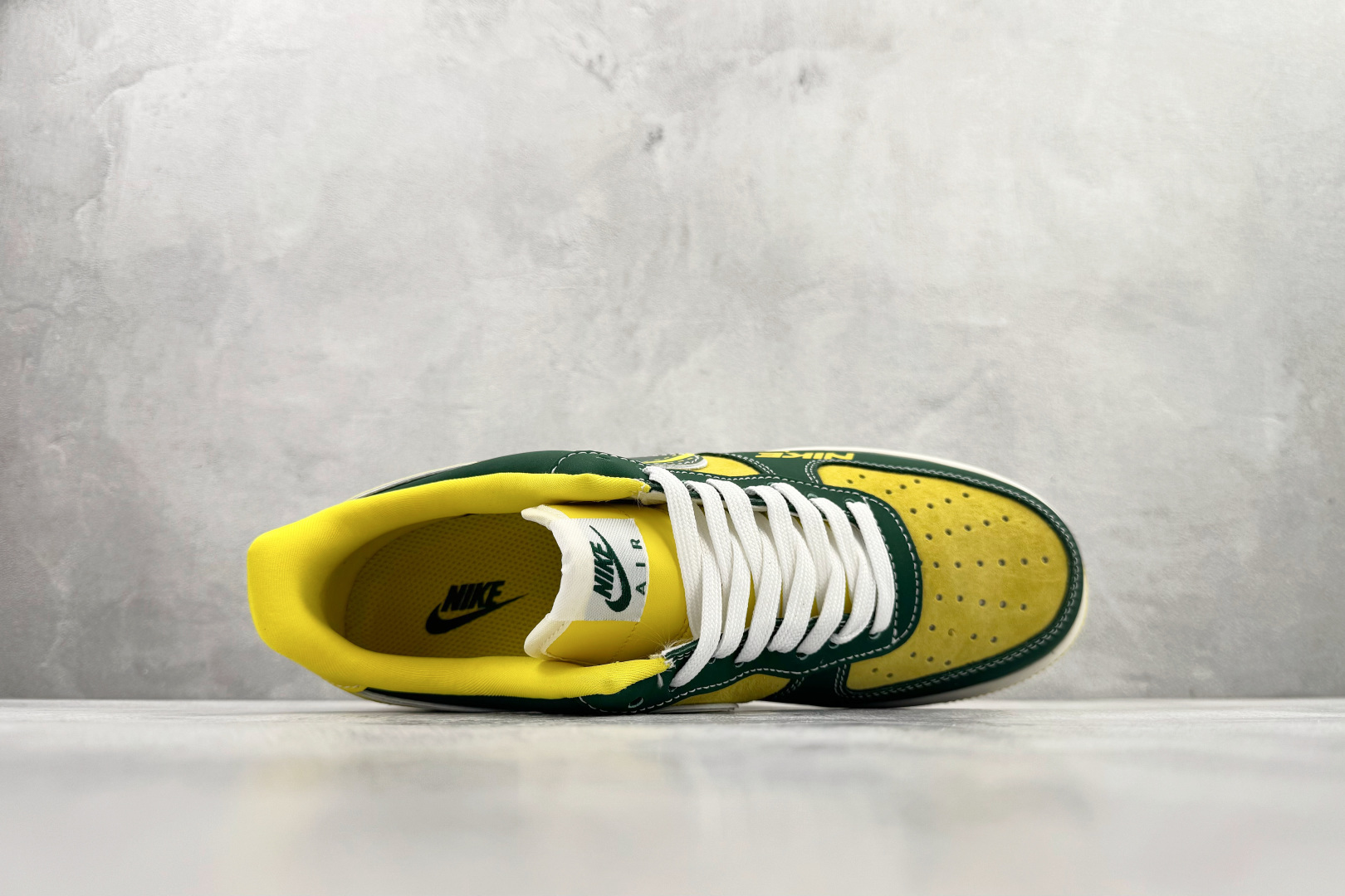 Nike Air Force 1'07 LX 黄绿 SY1388-008