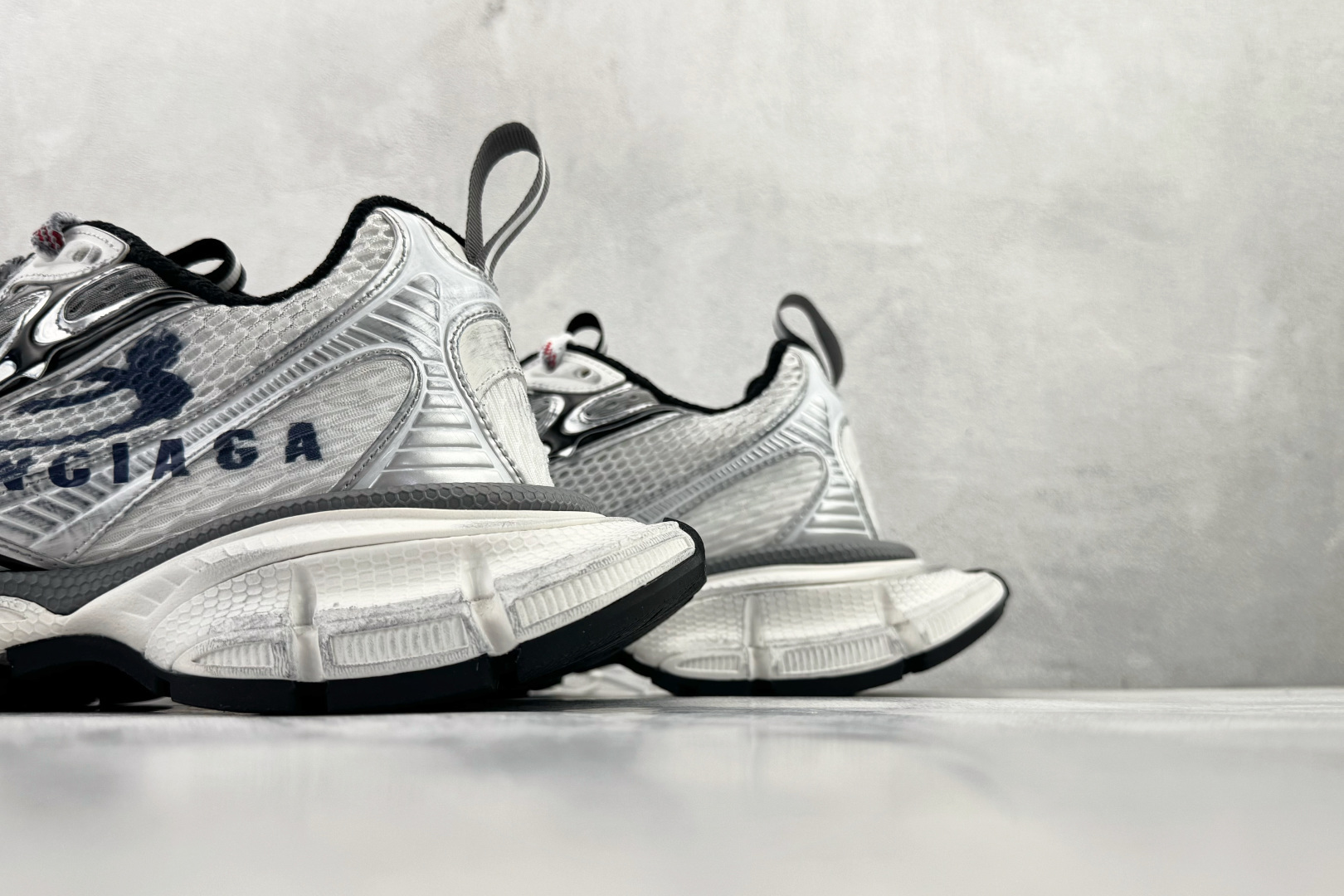 430 代购版 Balenciaga巴黎世家 3XL 白灰 840090W3XSG