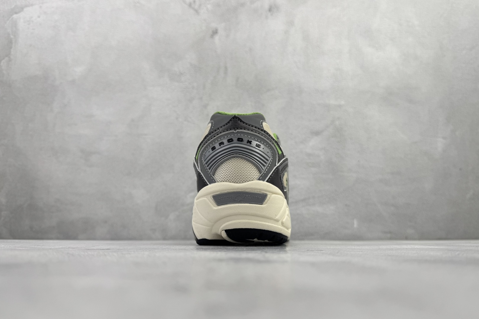 东南亚订单 staple x Brooks布鲁克斯 Adrenaline GTS 4 白绿 1104851D393