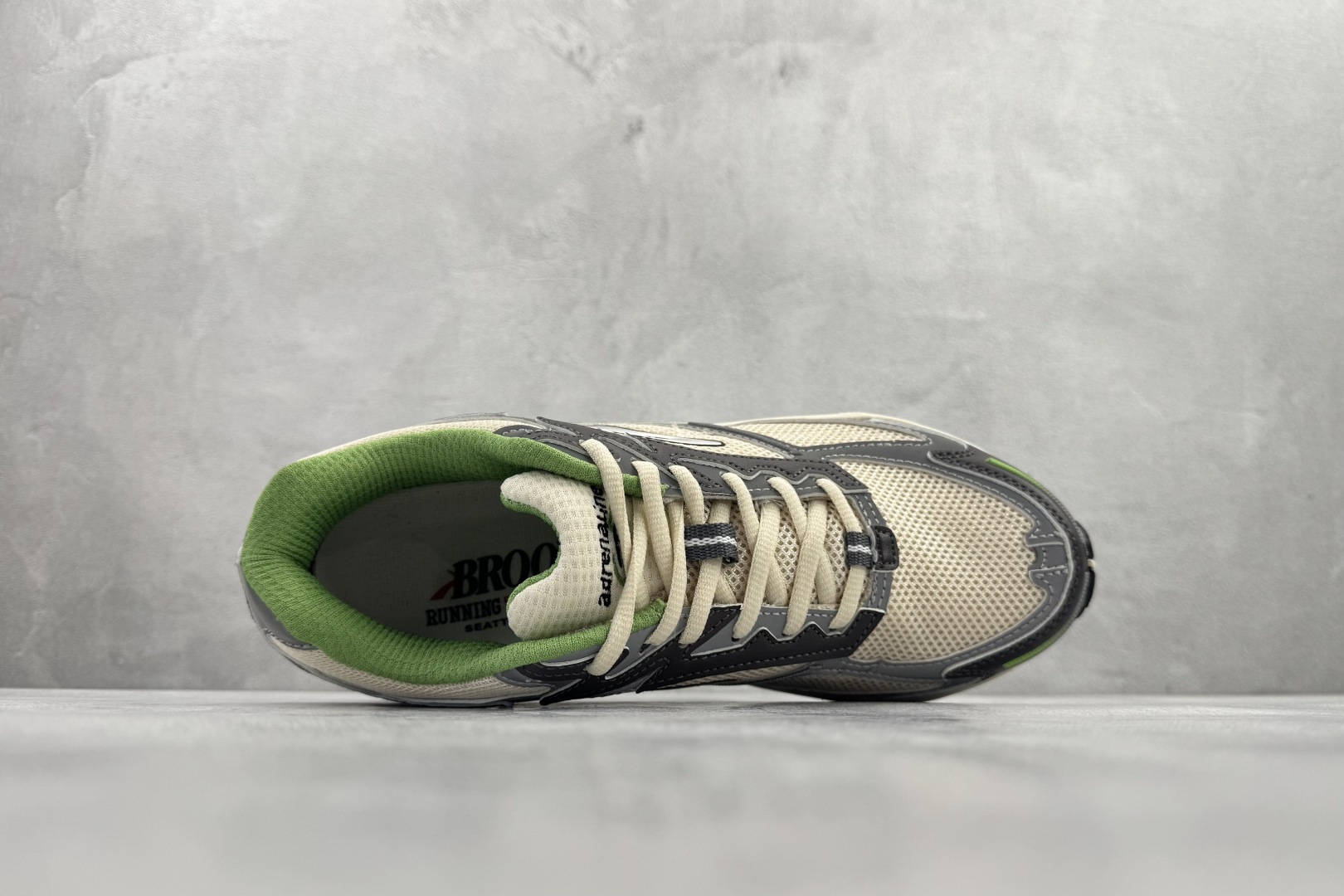 东南亚订单 staple x Brooks布鲁克斯 Adrenaline GTS 4 白绿 1104851D393