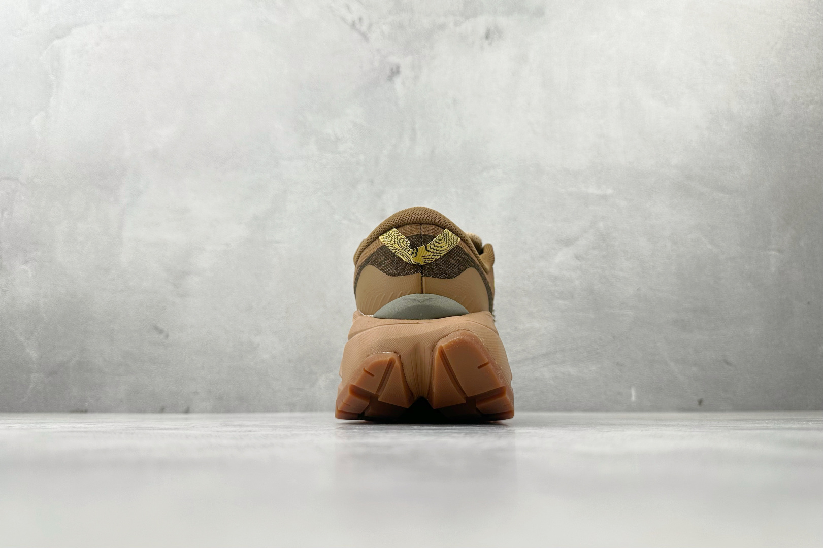 190 平台专供 HOKA ONE ONE SKY Float X 小麦棕 1141610-HYW