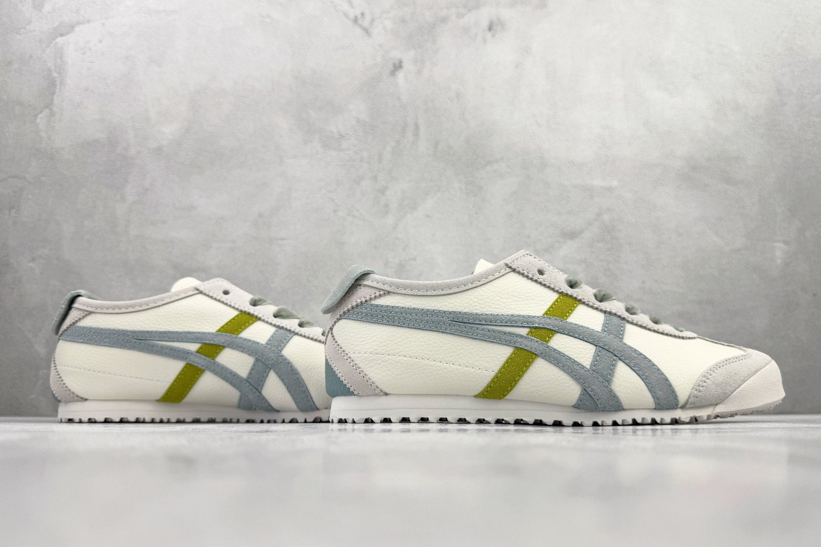 渠道特供 Onitsuka Tiger鬼塚虎 MEXICO 66 VIN 米白海洋雾 1183C391-100-Top High Quatity Cheap Sneakers Fashion Clothing Clothes Bags handbags Shoes of all Brand wholesale With The best Quality And Beautiful Price from China Factory Chinese suppliers wholesaler seller 渠道特供 Onitsuka Tiger鬼塚虎 MEXICO 66 VIN 米白海洋雾 1183C391-100