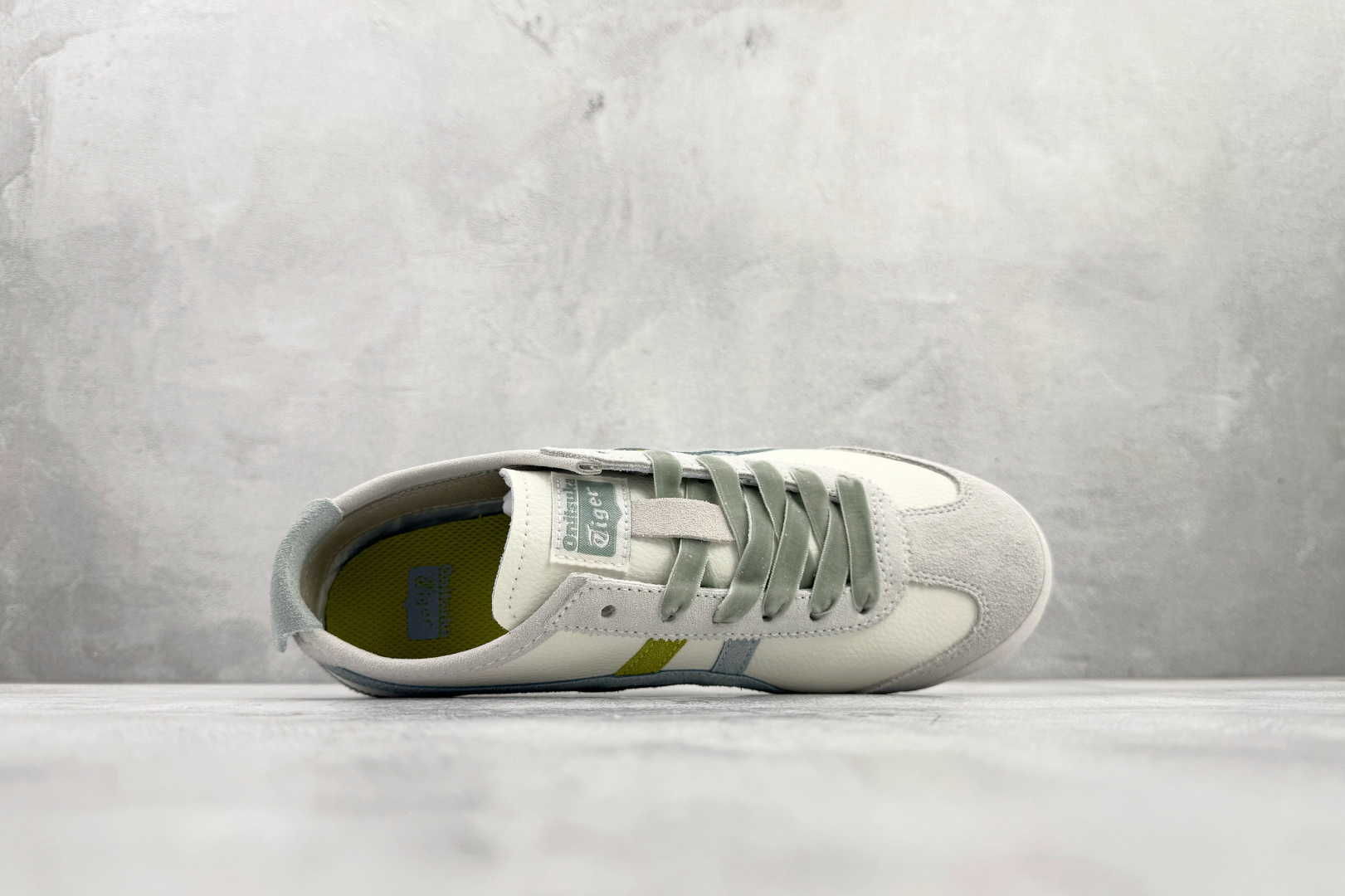 渠道特供 Onitsuka Tiger鬼塚虎 MEXICO 66 VIN 米白海洋雾 1183C391-100-Top High Quatity Cheap Sneakers Fashion Clothing Clothes Bags handbags Shoes of all Brand wholesale With The best Quality And Beautiful Price from China Factory Chinese suppliers wholesaler seller 渠道特供 Onitsuka Tiger鬼塚虎 MEXICO 66 VIN 米白海洋雾 1183C391-100