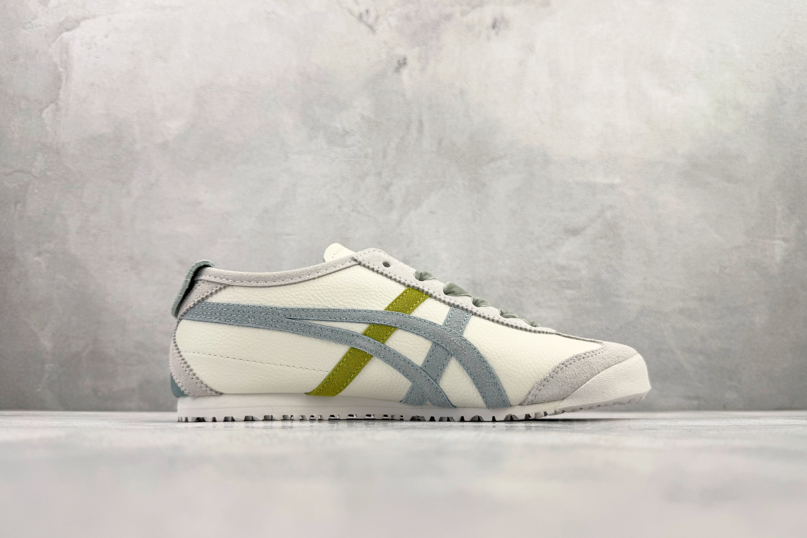 渠道特供 Onitsuka Tiger鬼塚虎 MEXICO 66 VIN 米白海洋雾 1183C391-100-Top High Quatity Cheap Sneakers Fashion Clothing Clothes Bags handbags Shoes of all Brand wholesale With The best Quality And Beautiful Price from China Factory Chinese suppliers wholesaler seller 渠道特供 Onitsuka Tiger鬼塚虎 MEXICO 66 VIN 米白海洋雾 1183C391-100