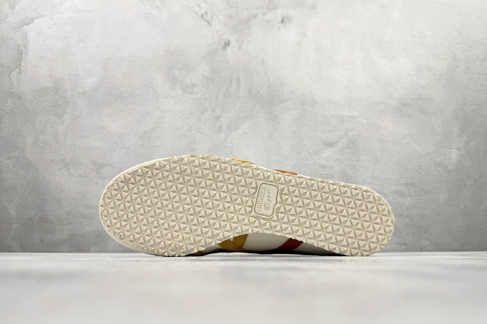 160 渠道特供 Onitsuka Tiger鬼塚虎 MEXICO 66 VIN 奶油香蕉黄 1183C391-100