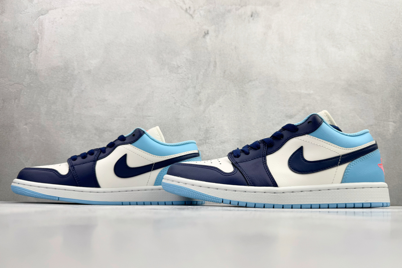 240 Jordan Air Jordan 1 Low 白蓝 553558-149