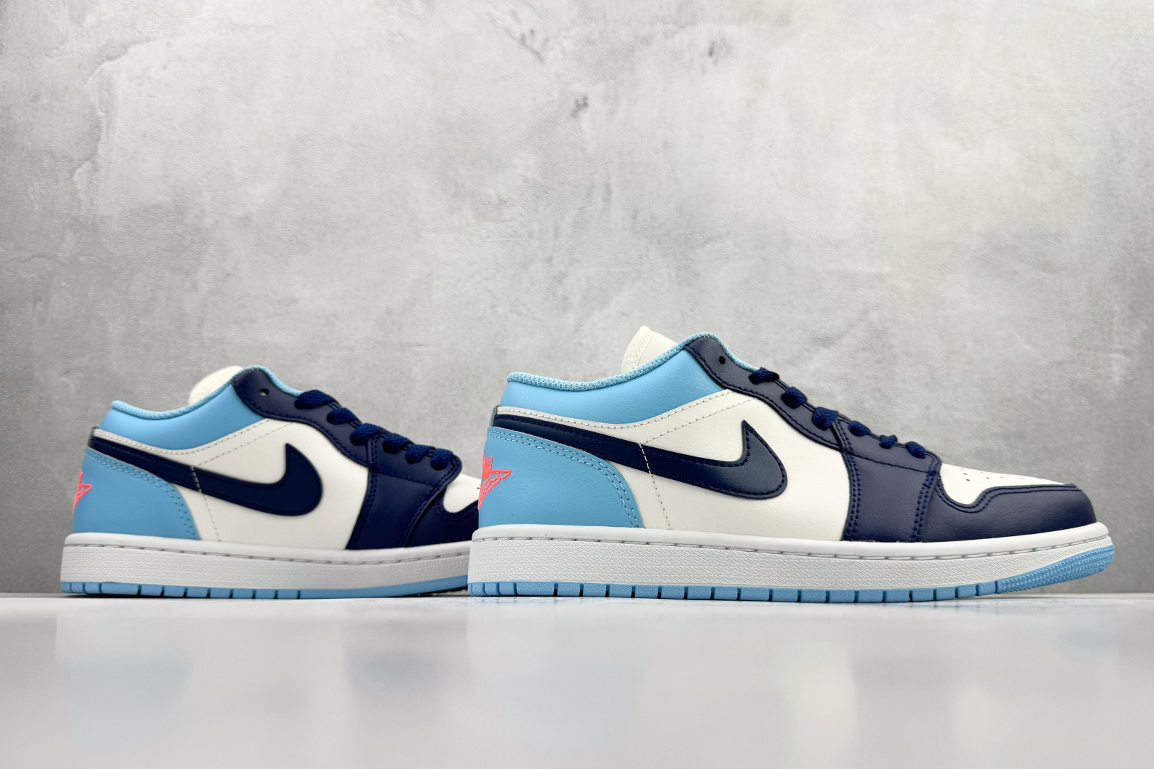 240 Jordan Air Jordan 1 Low 白蓝 553558-149