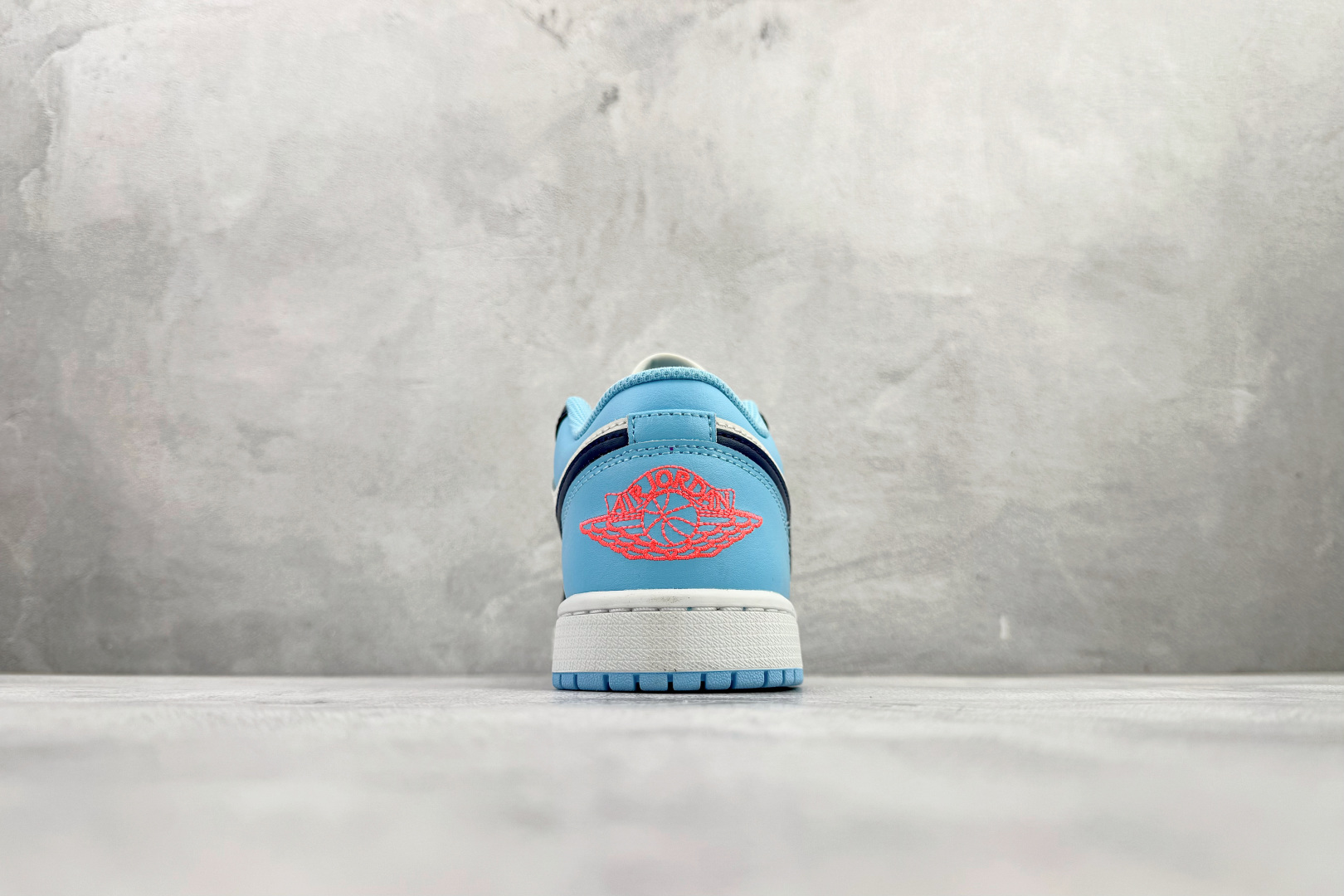 240 Jordan Air Jordan 1 Low 白蓝 553558-149