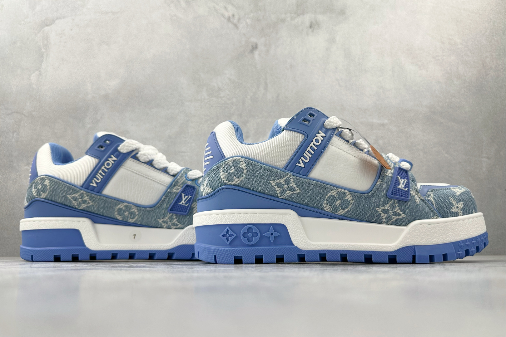 480 LOUIS VUITTTrainer Maxi 小胖丁 蓝白 1ACWHU