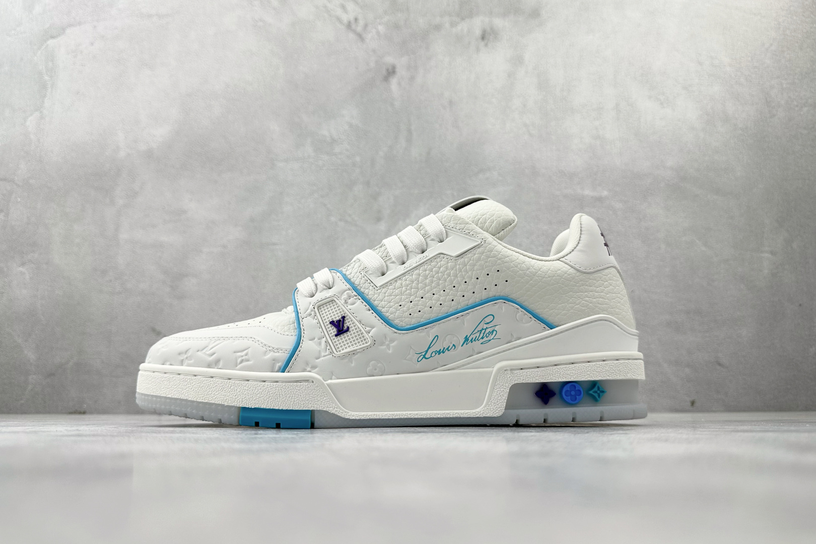 430 LOUIS VUITTTrainer 白蓝紫 上海邮轮限定 1APHLB