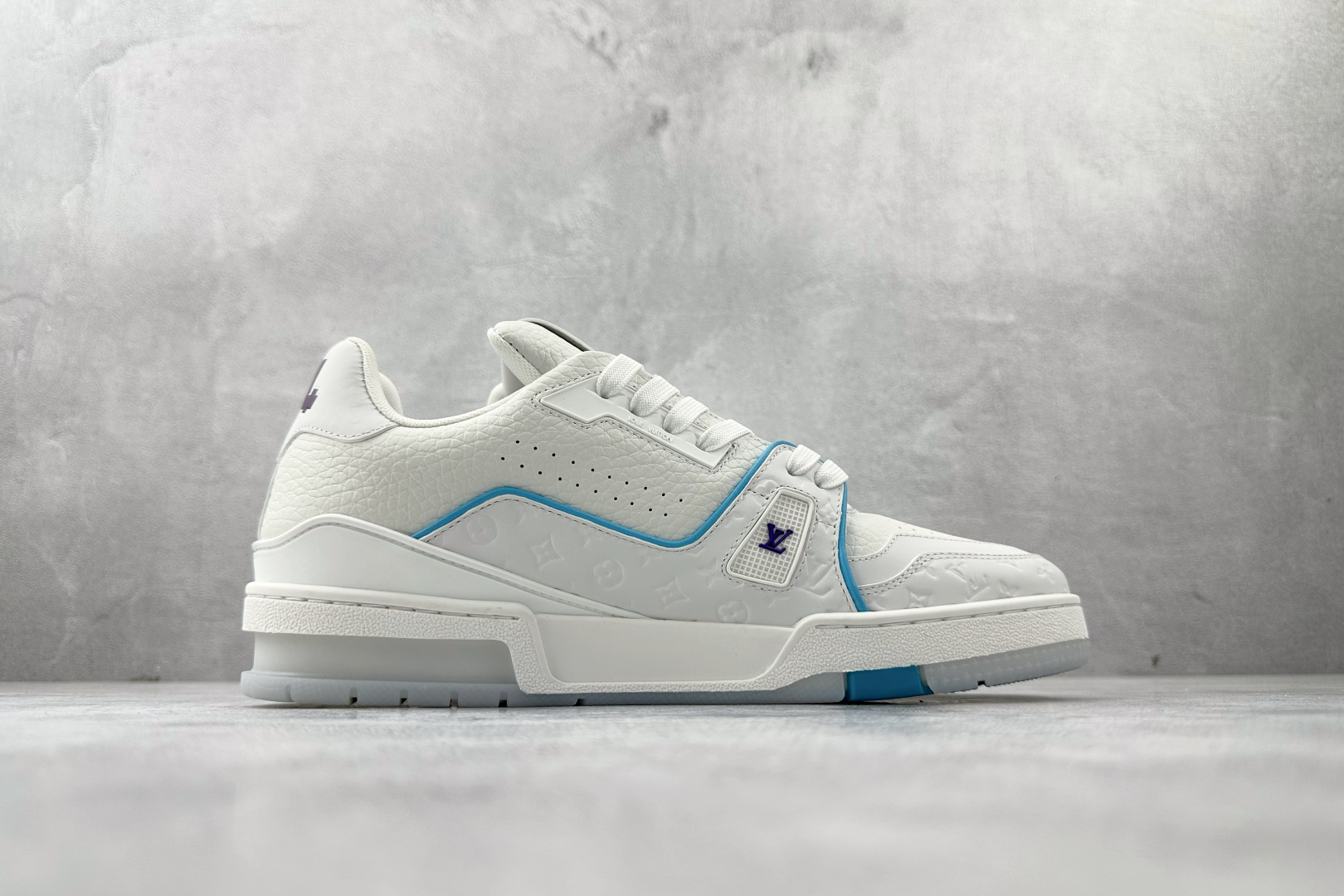 430 LOUIS VUITTTrainer 白蓝紫 上海邮轮限定 1APHLB