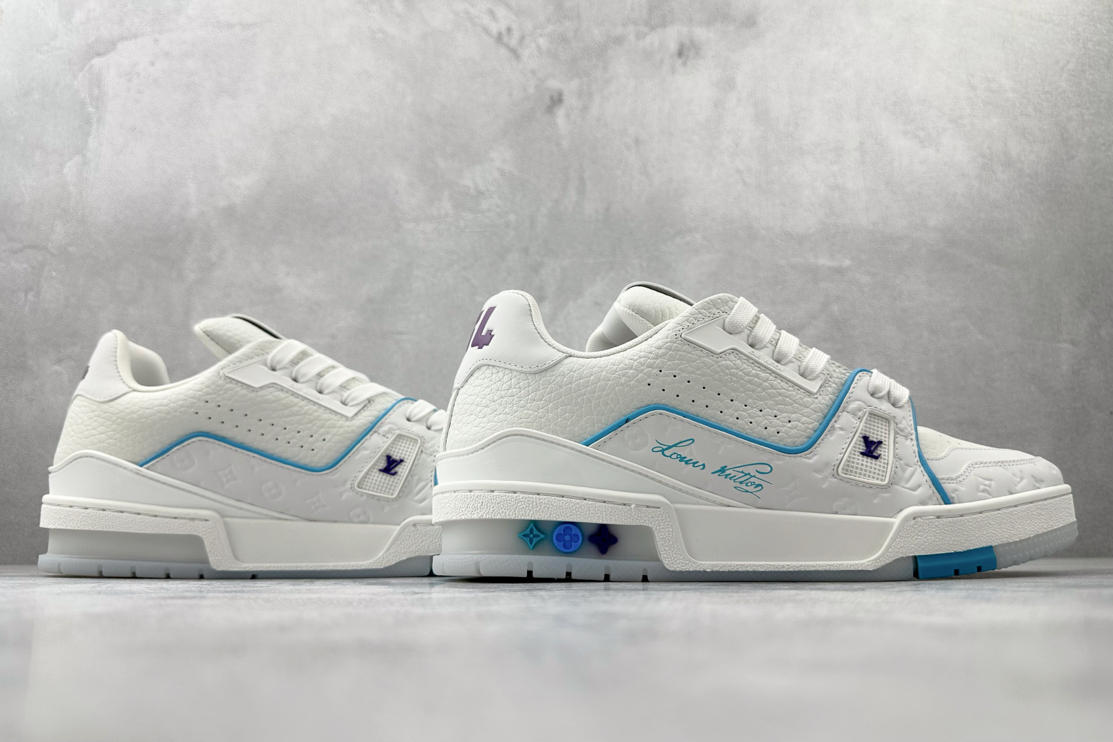 430 LOUIS VUITTTrainer 白蓝紫 上海邮轮限定 1APHLB