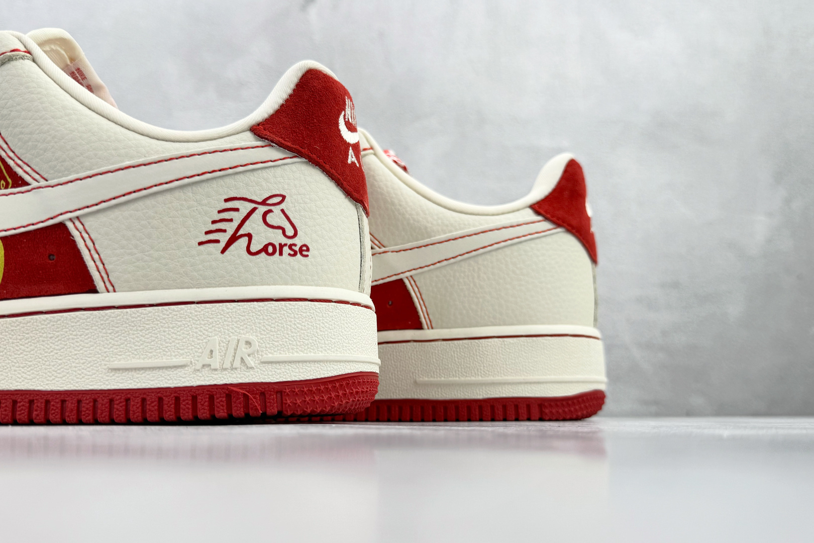 260 Nike Air Force 1 Low 白红 XL1979-133