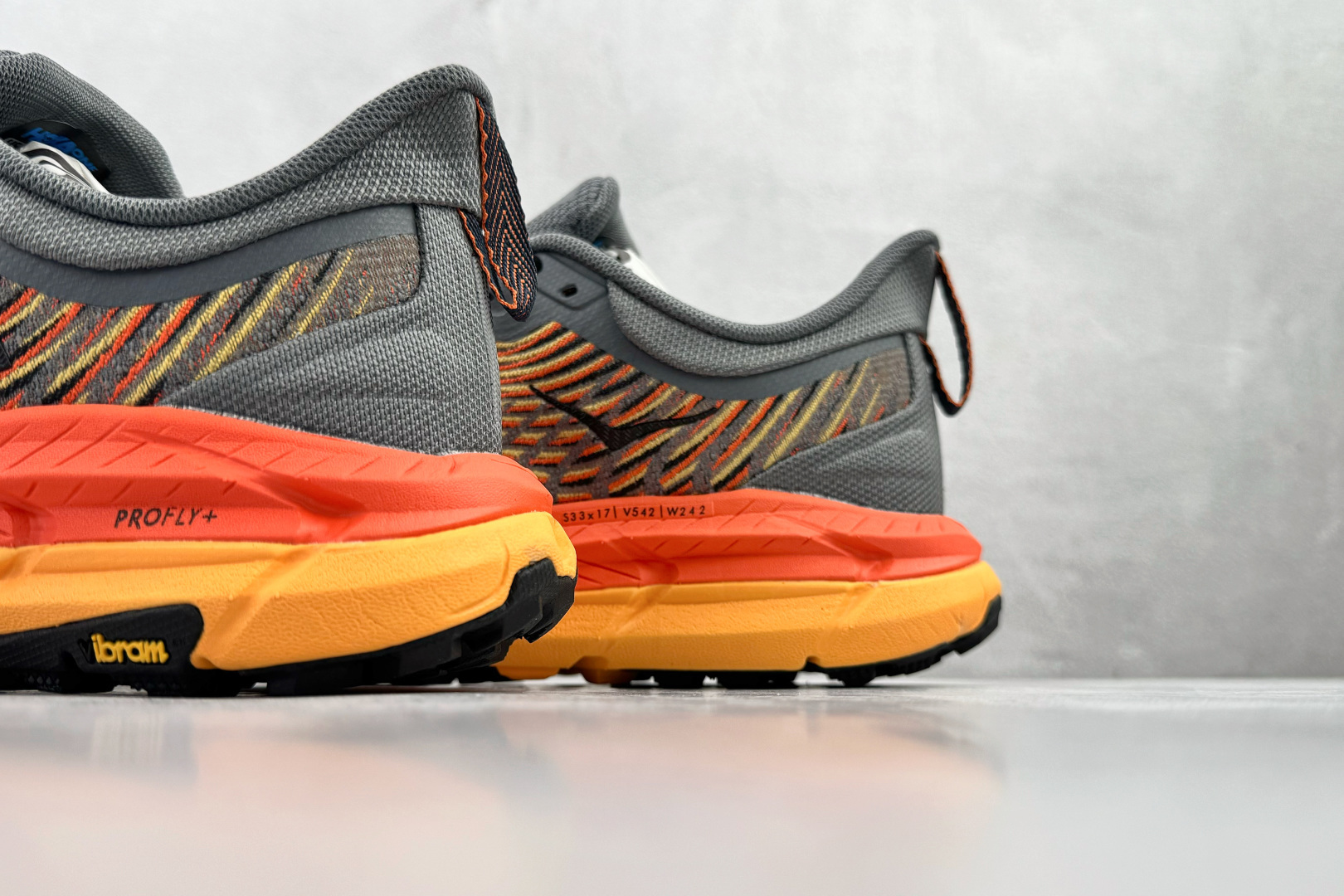 200 平台专供 HOKA ONE ONE Mafate Speed 4 黑橙 1129930-CKBC